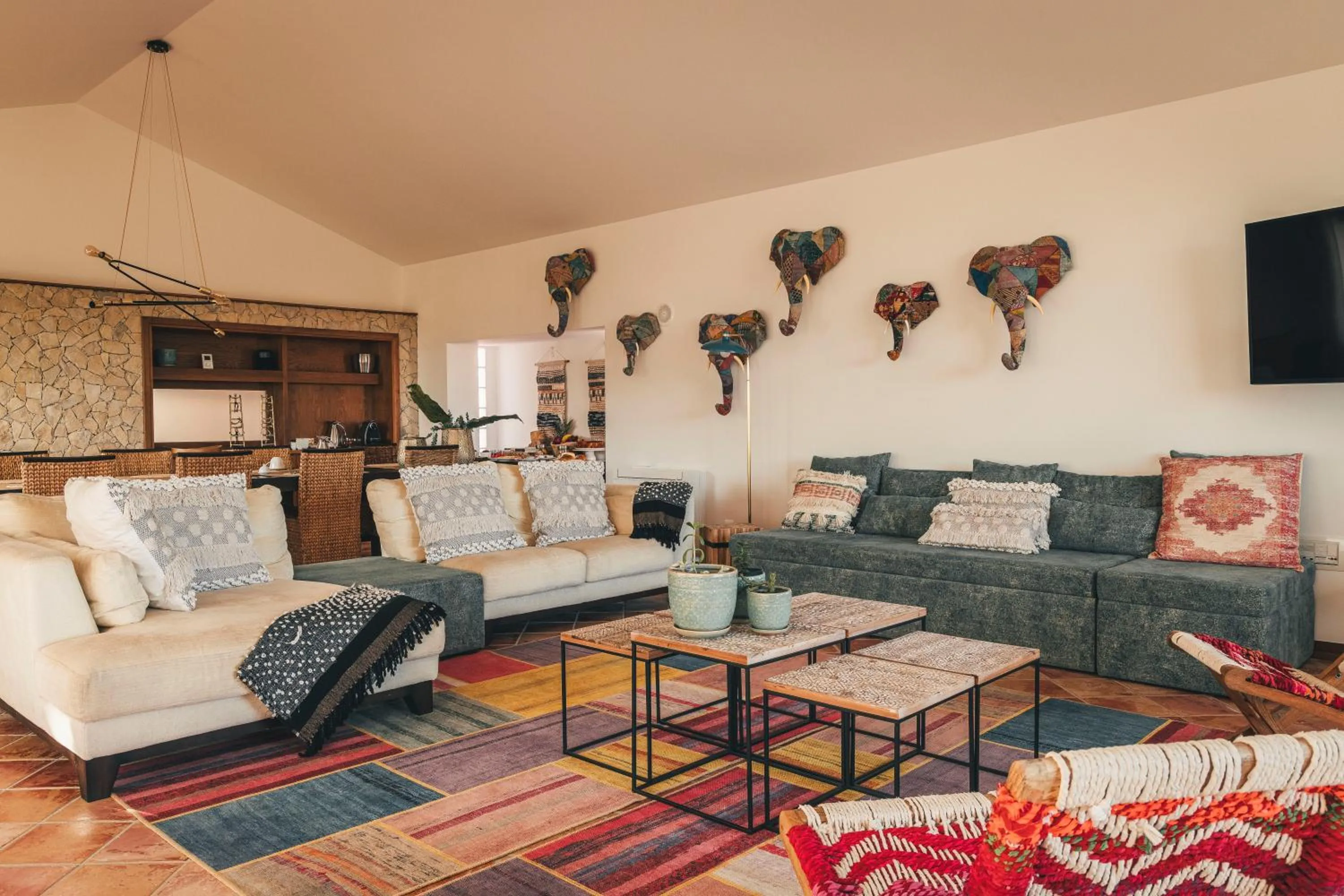 Communal lounge/ TV room in Vale Pisco