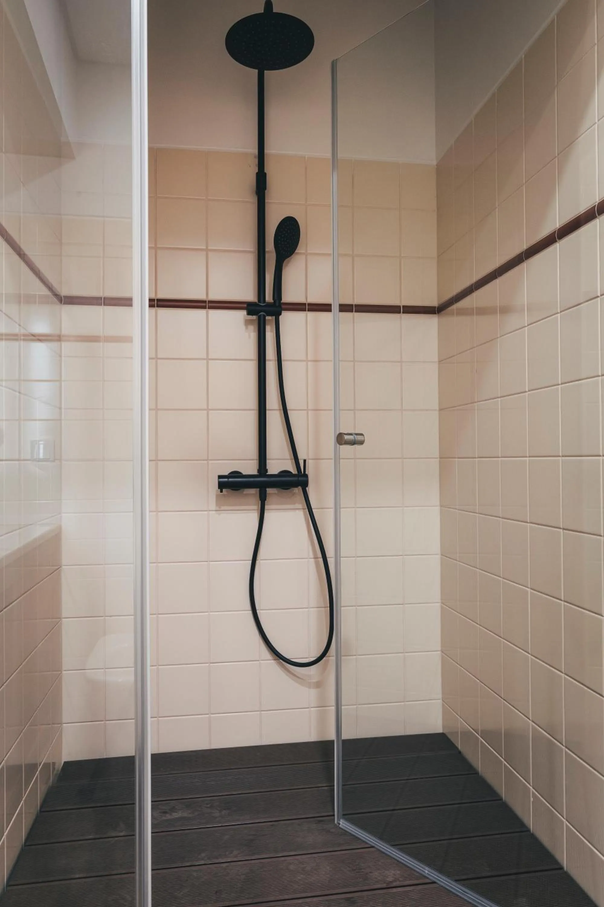 Shower in Vale Pisco