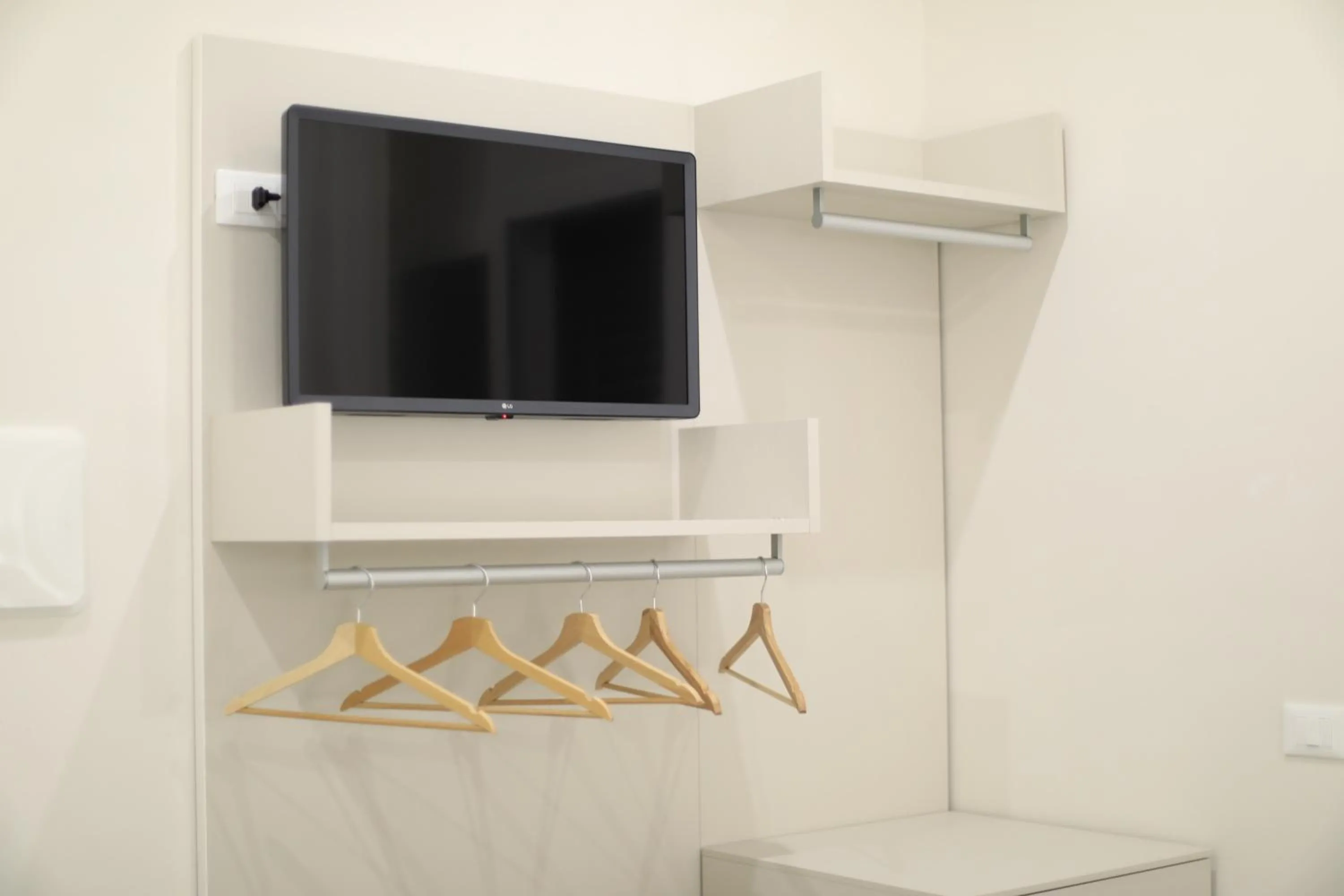 TV and multimedia in Baia Azzurra B&B