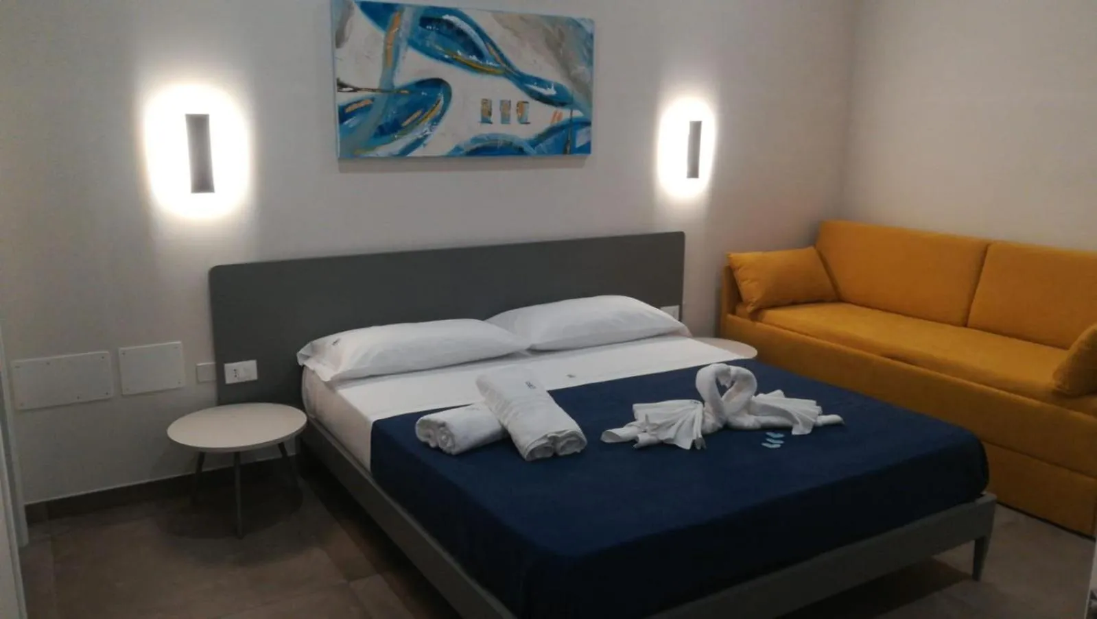 Bed in Baia Azzurra B&B