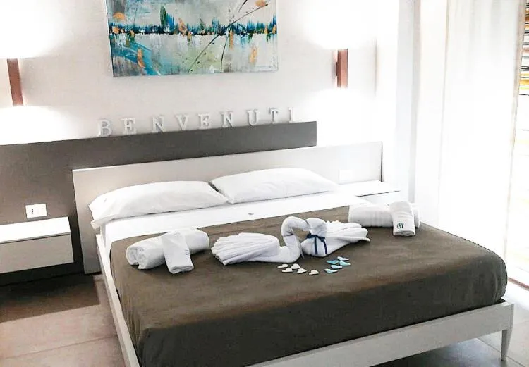 Bed in Baia Azzurra B&B