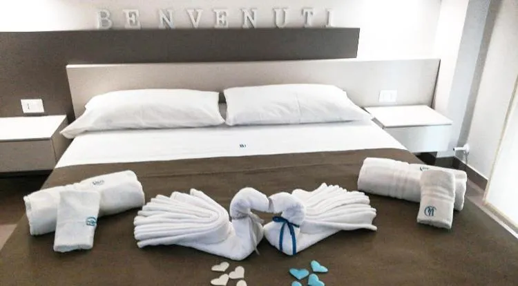 Bed in Baia Azzurra B&B