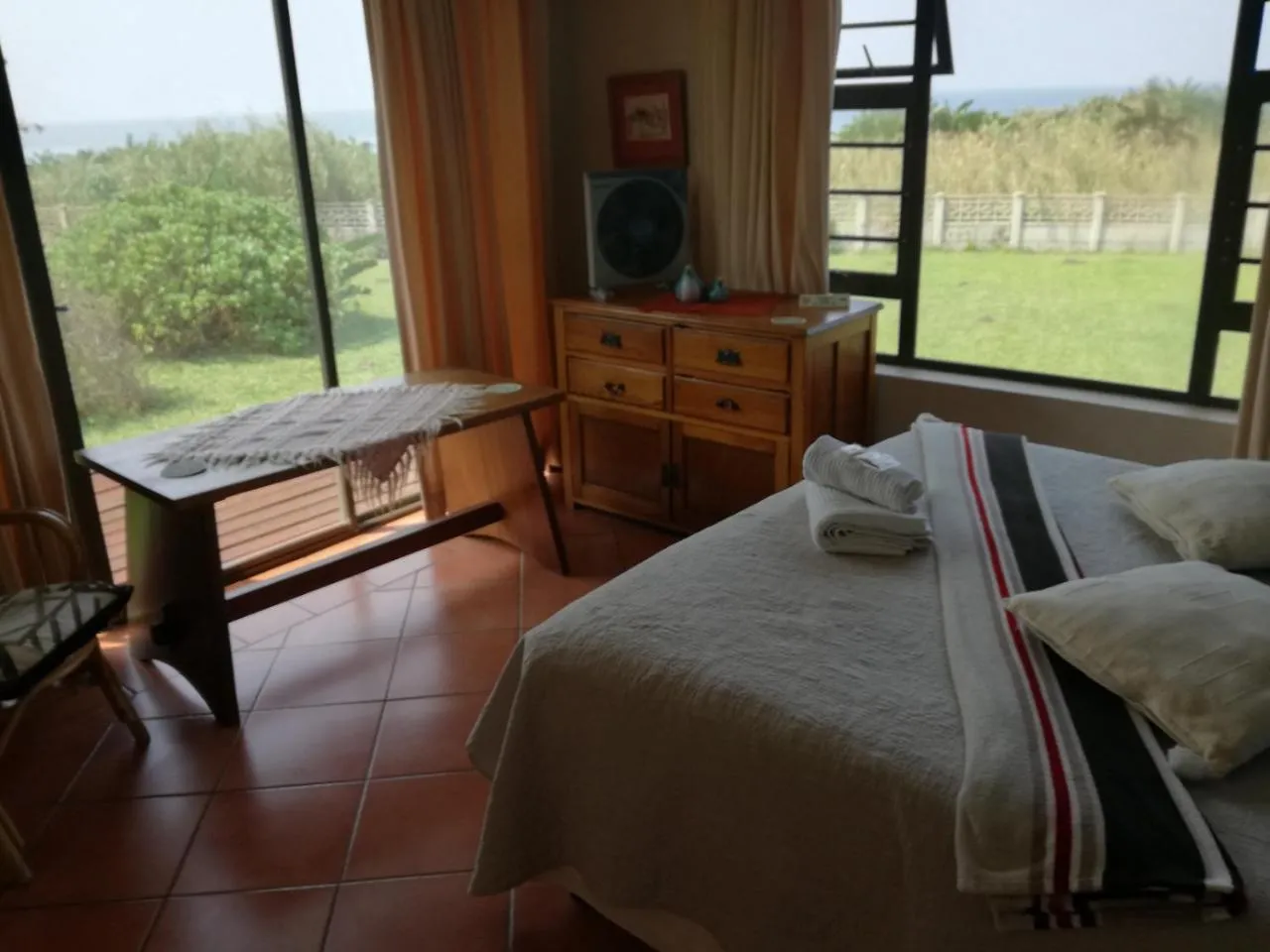 Bottlenose B&B