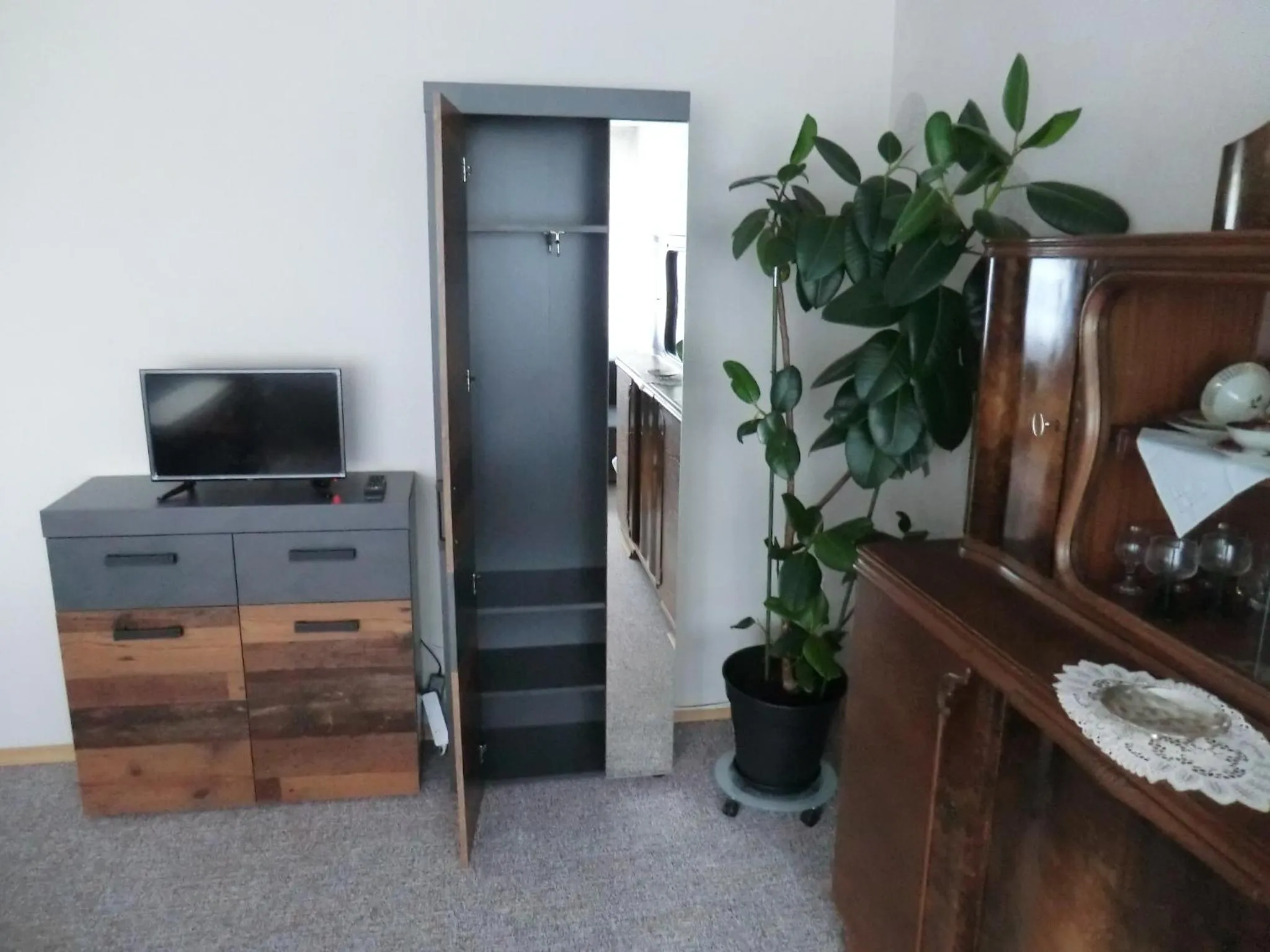 Staff in Fam.Schwenkel