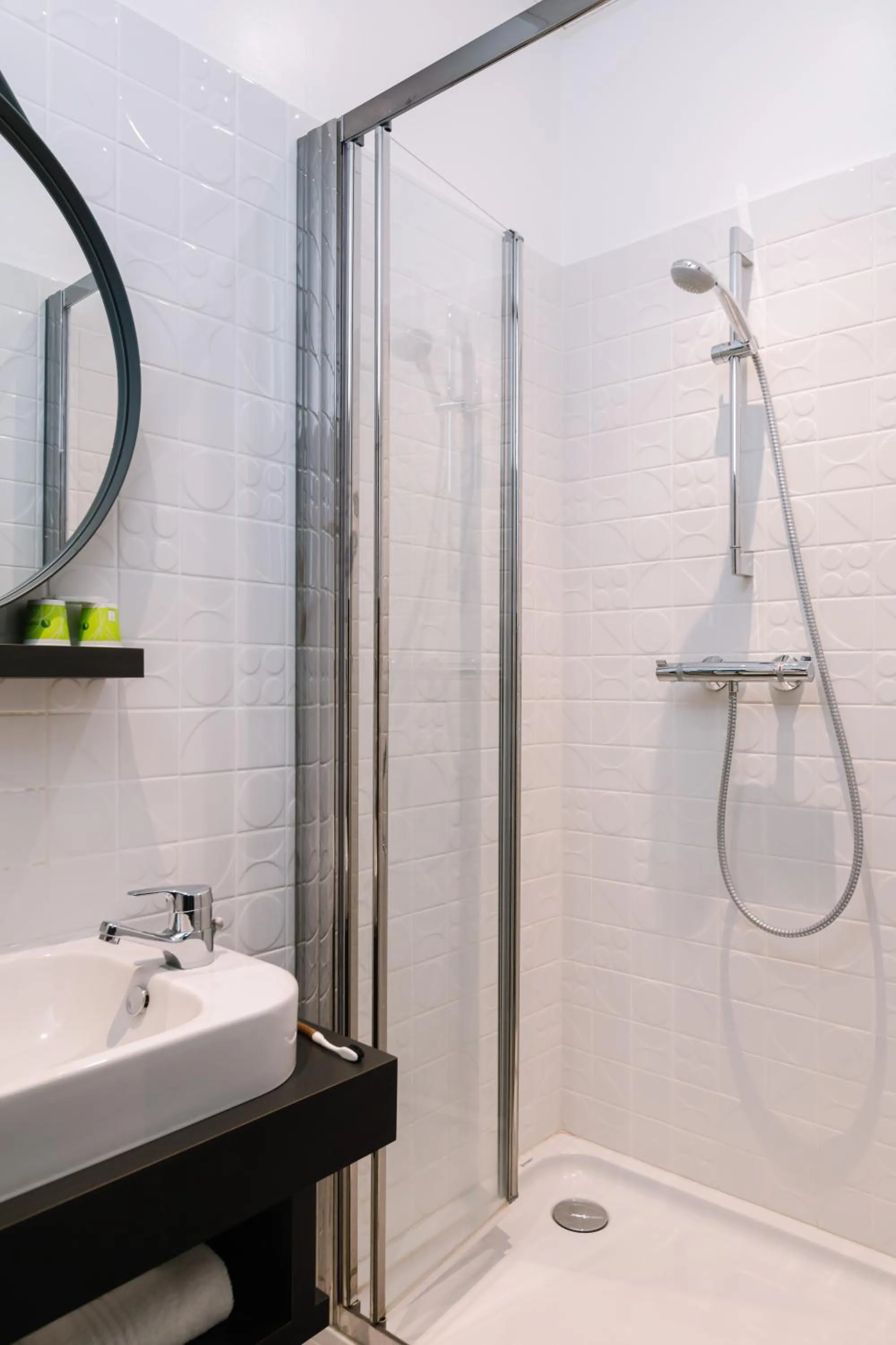 Bathroom in Hôtel de Noailles