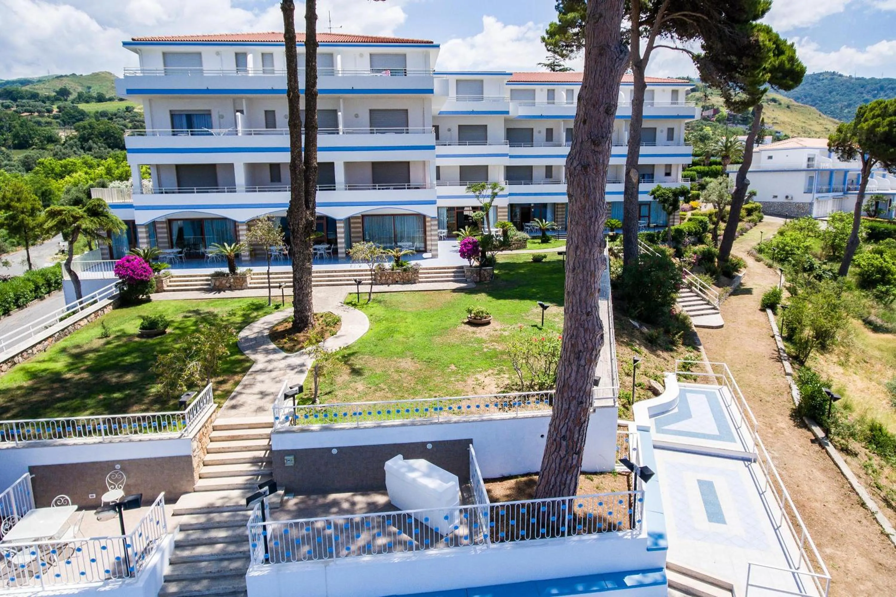 Garden view in Hotel La Castellana