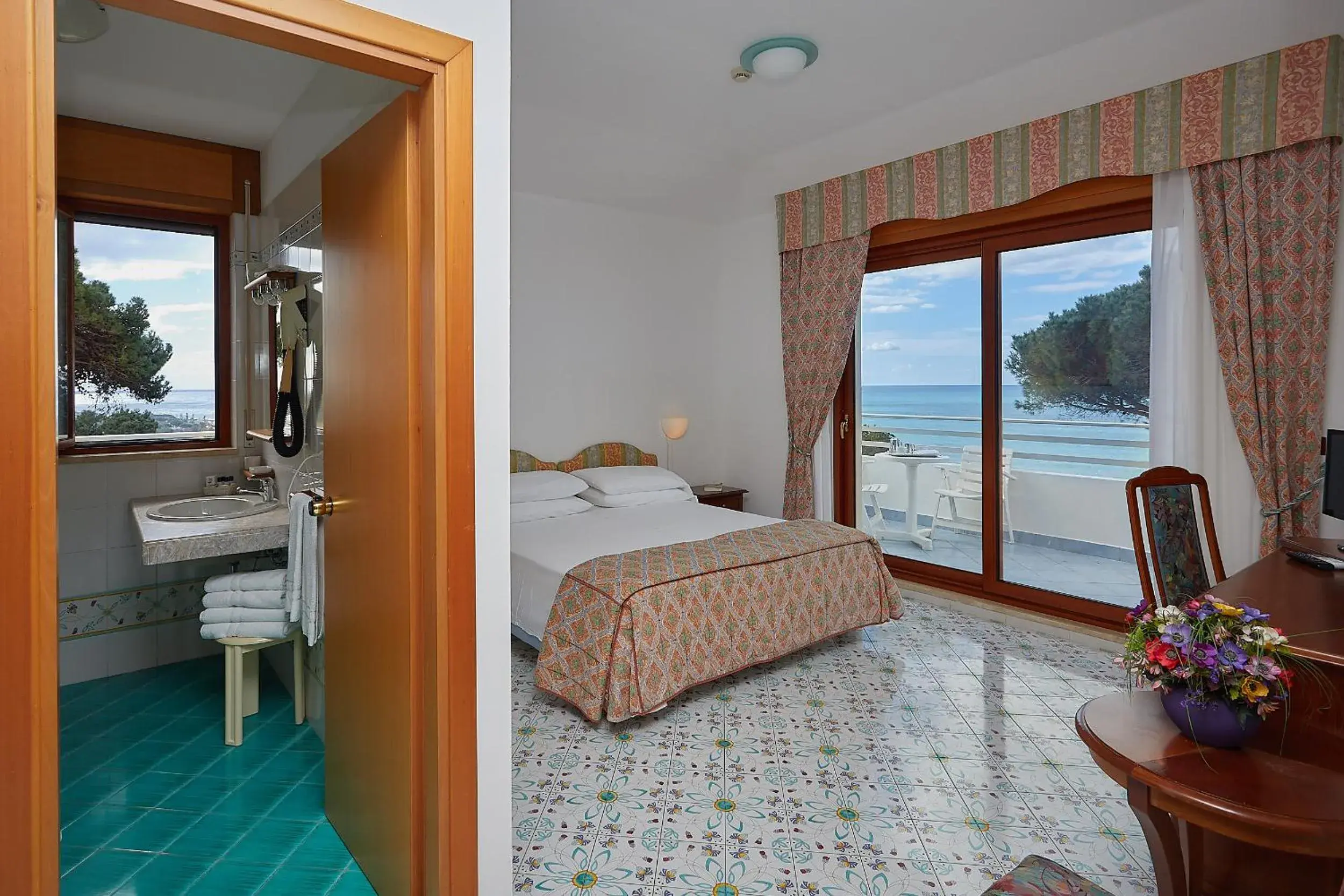 Photo of the whole room, Bed in Hotel La Castellana Photo of the whole room, Bed in Hotel La Castellana