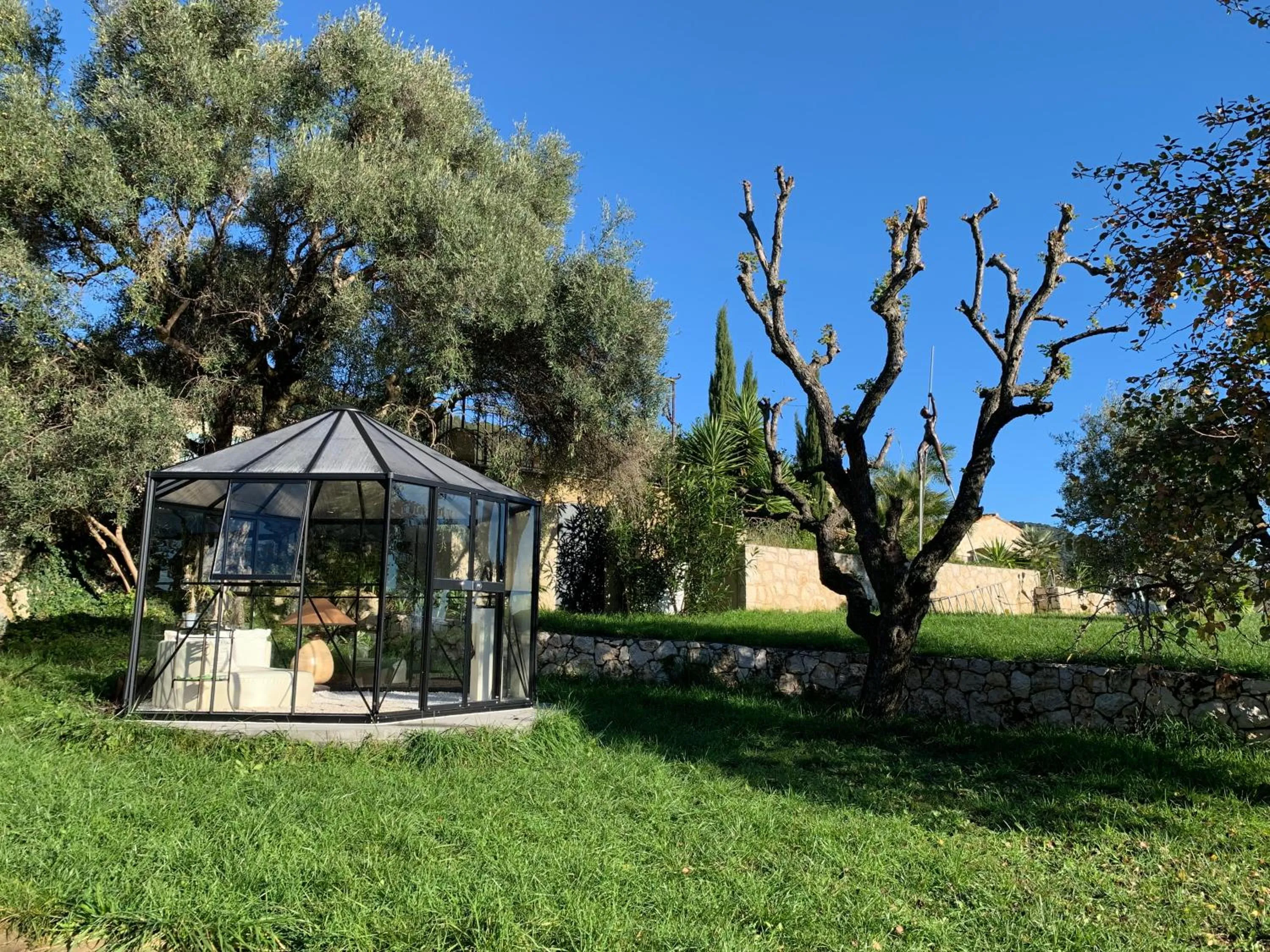 Library in Les 4 éléments