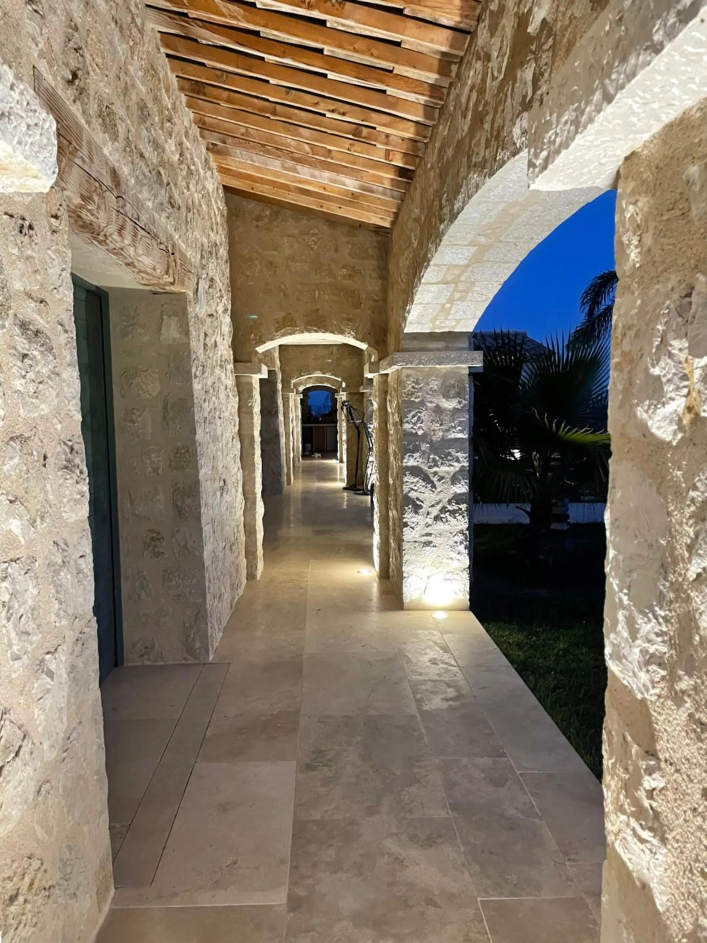 Facade/entrance in Les 4 éléments