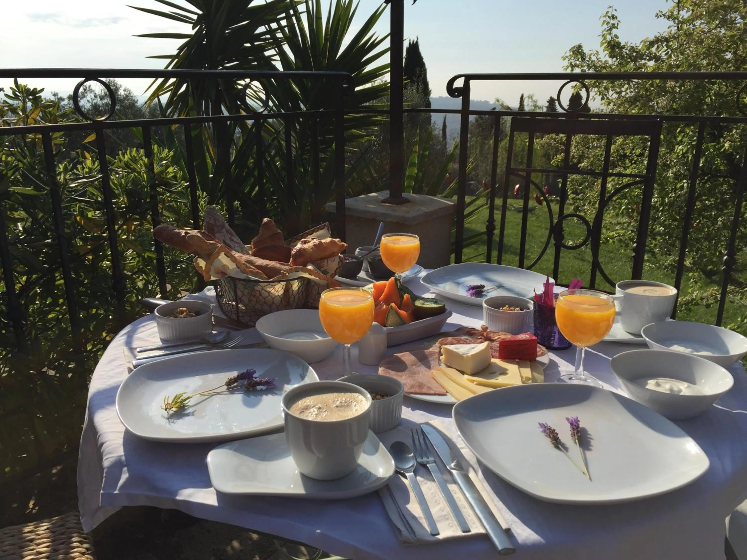 Garden in Les 4 éléments