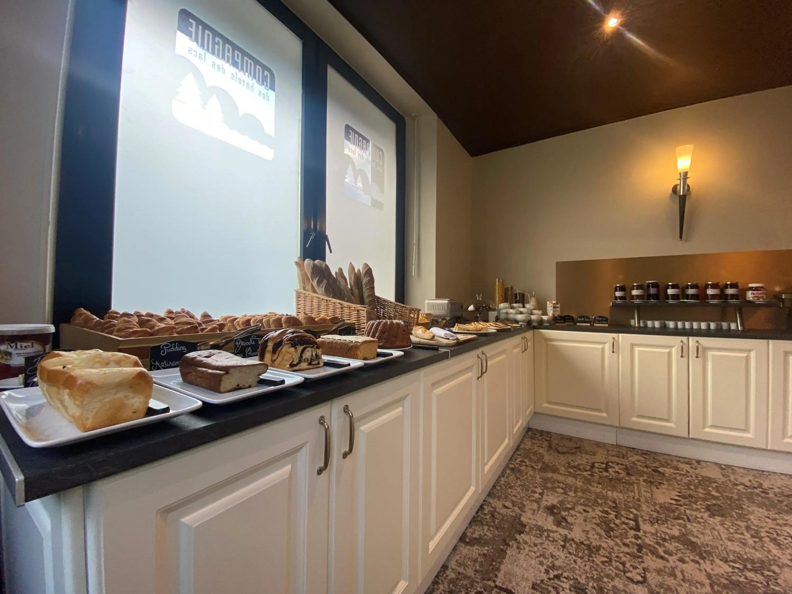 Buffet breakfast in Hôtel Beau Rivage