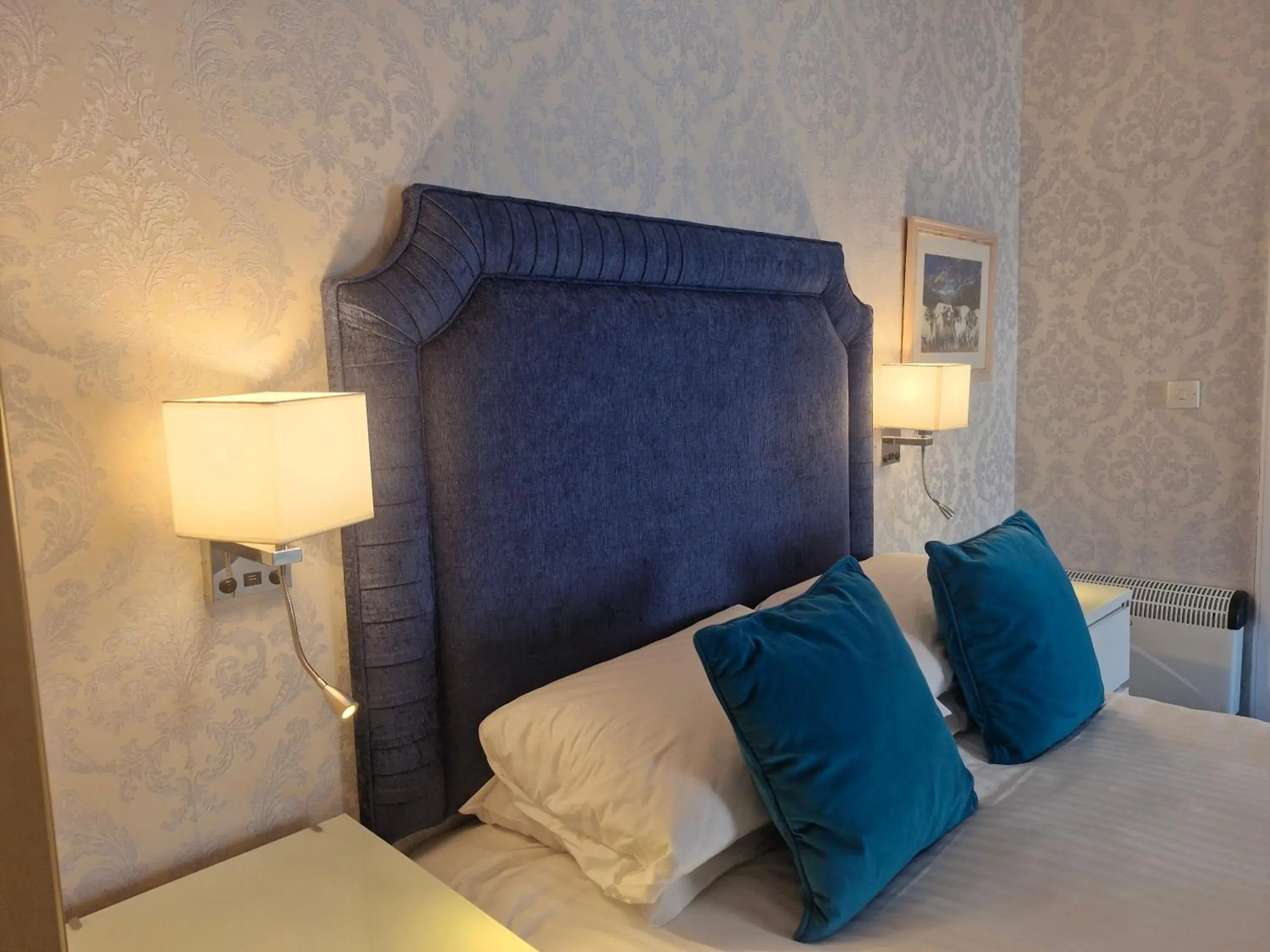 Junior Suite with Sea View in Corriemar House Junior Suite with Sea View in Corriemar House