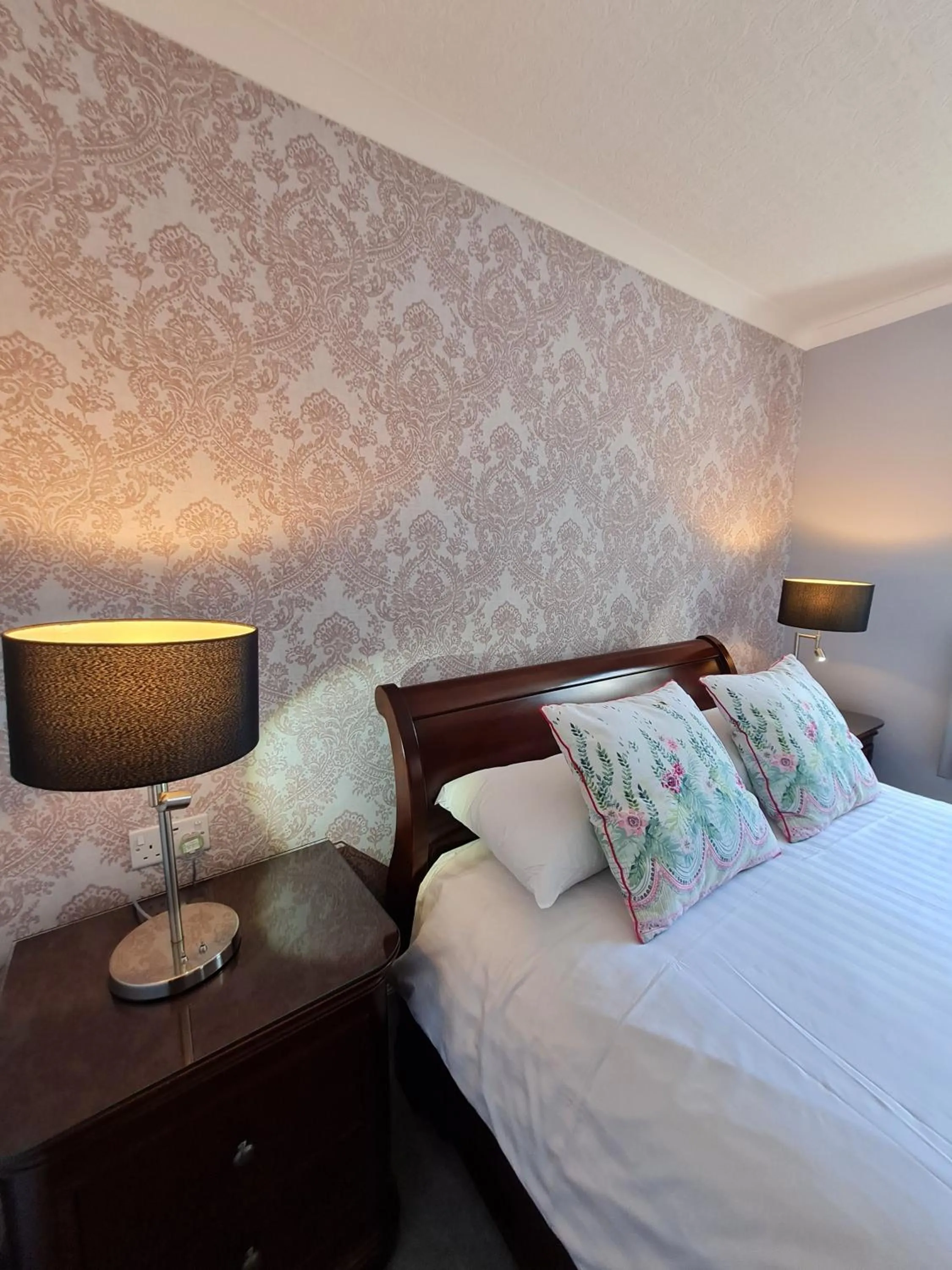 Photo of the whole room, Bed in Corriemar House