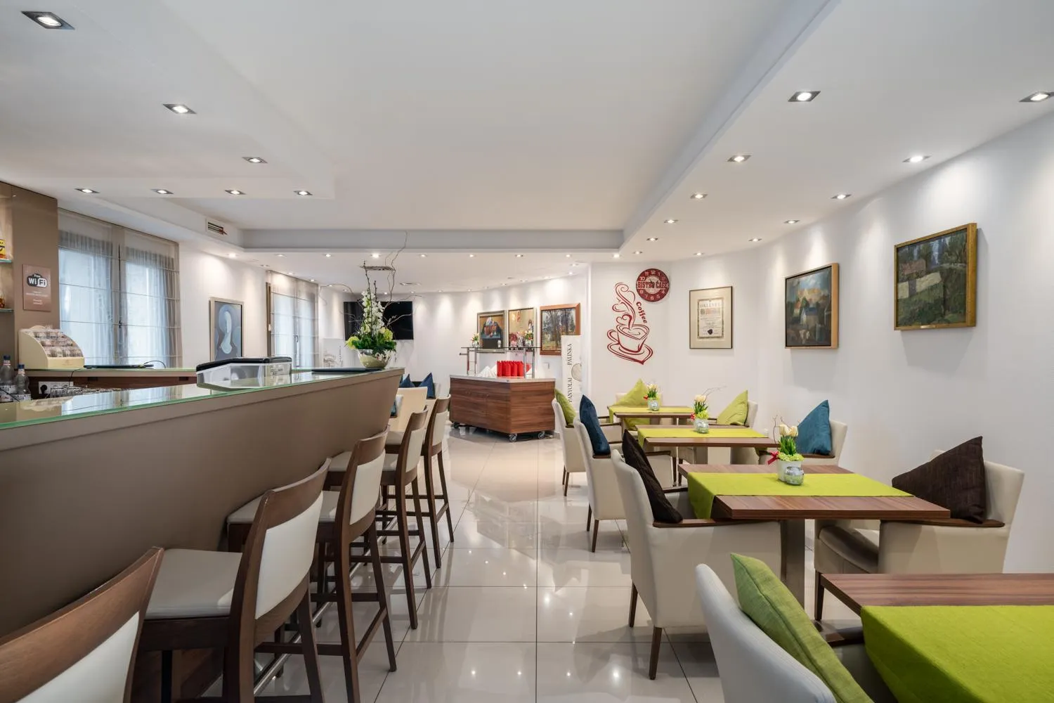 Lounge or bar in Bükkös Hotel & Spa