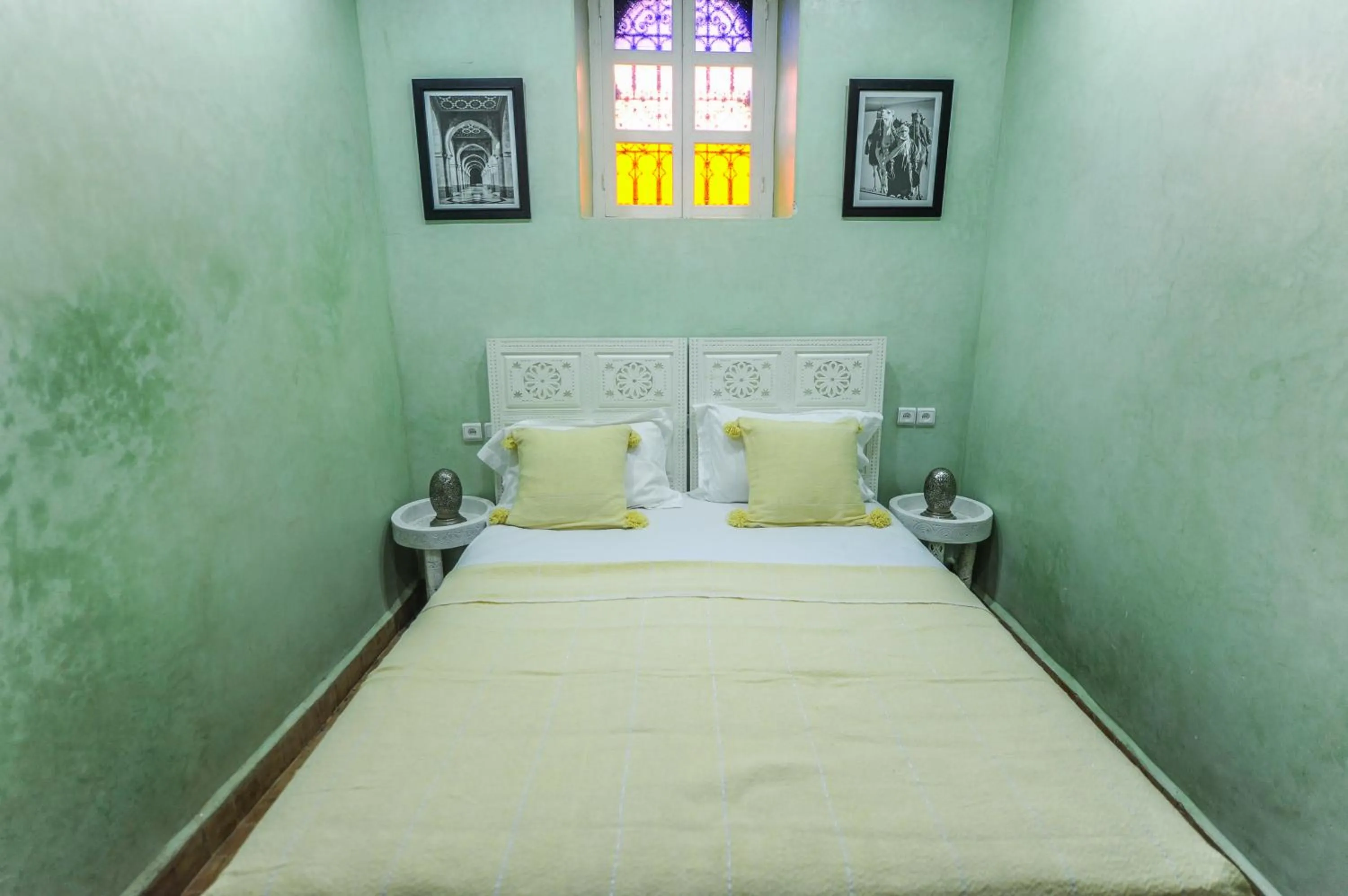 Photo of the whole room, Bed in Riad Milouda