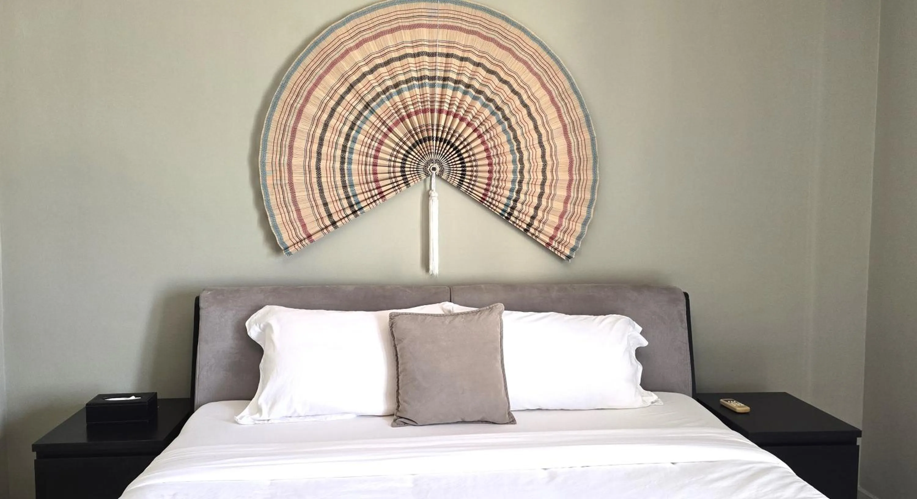 Bedroom, Bed in Montecito Apartments