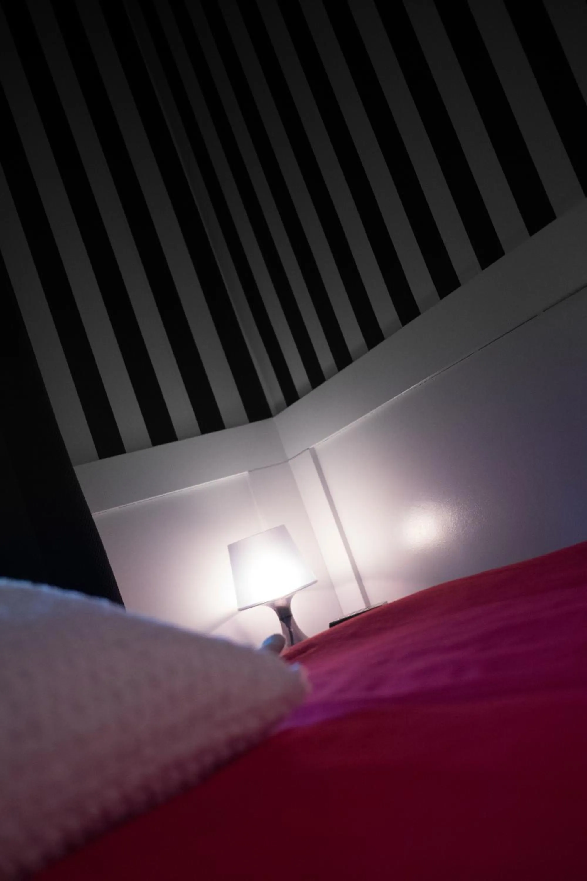 Bed in Manoir du Lac Sept-Îles