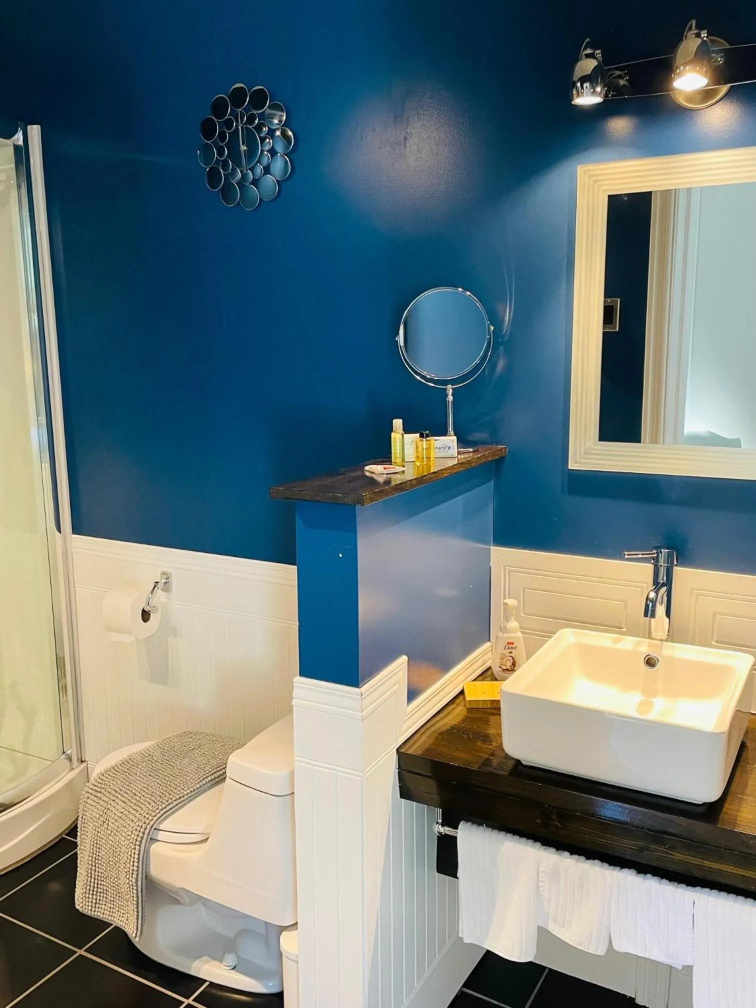 Bathroom in Manoir du Lac Sept-Îles