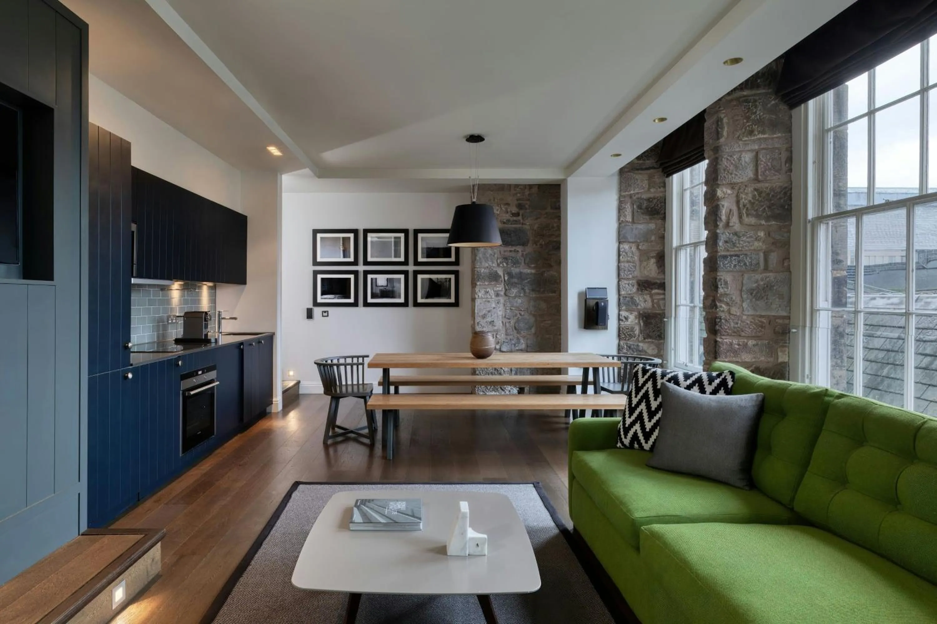 Living room in Old Town Chambers, Autograph Collection