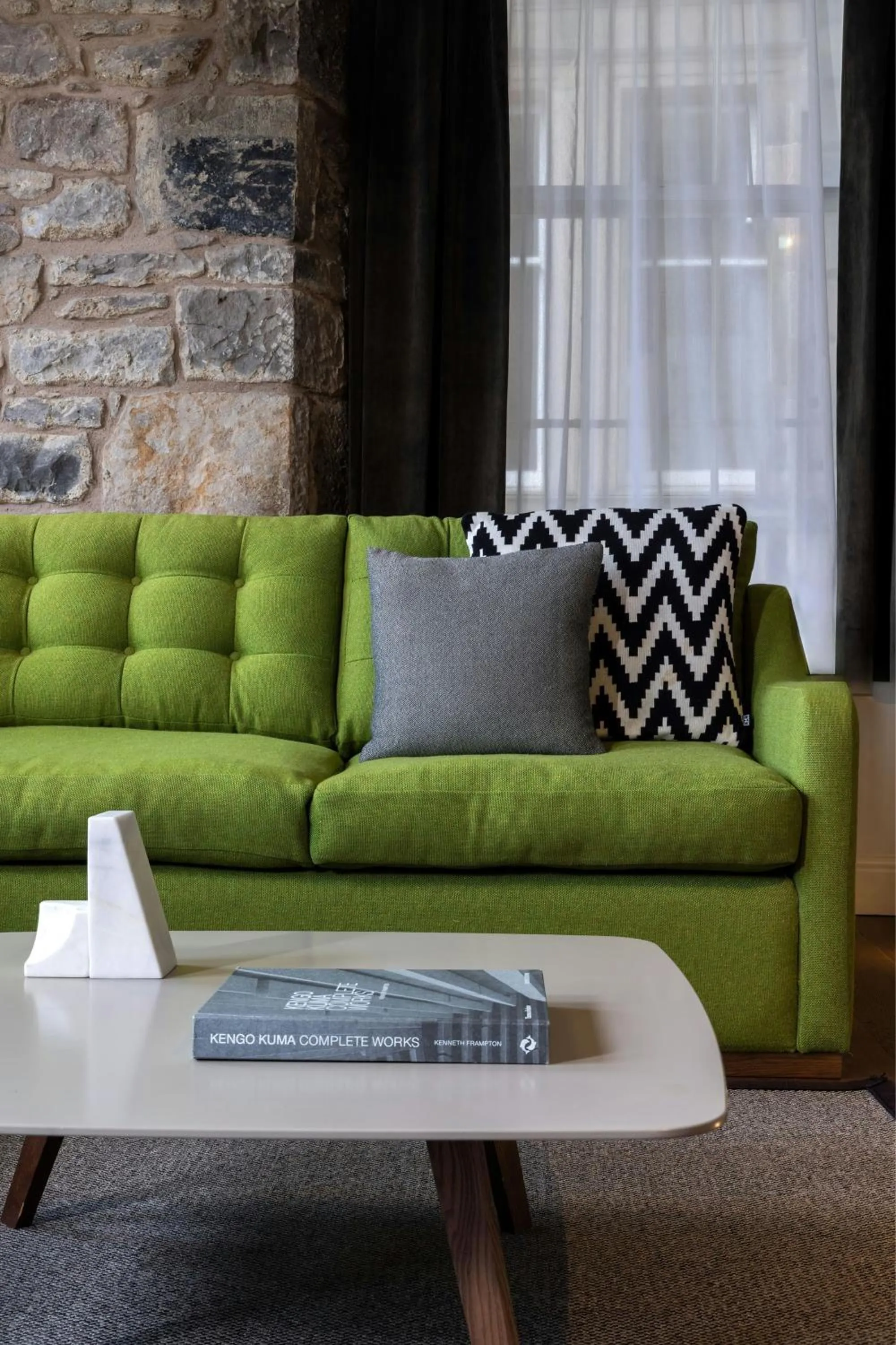 Living room in Old Town Chambers, Autograph Collection