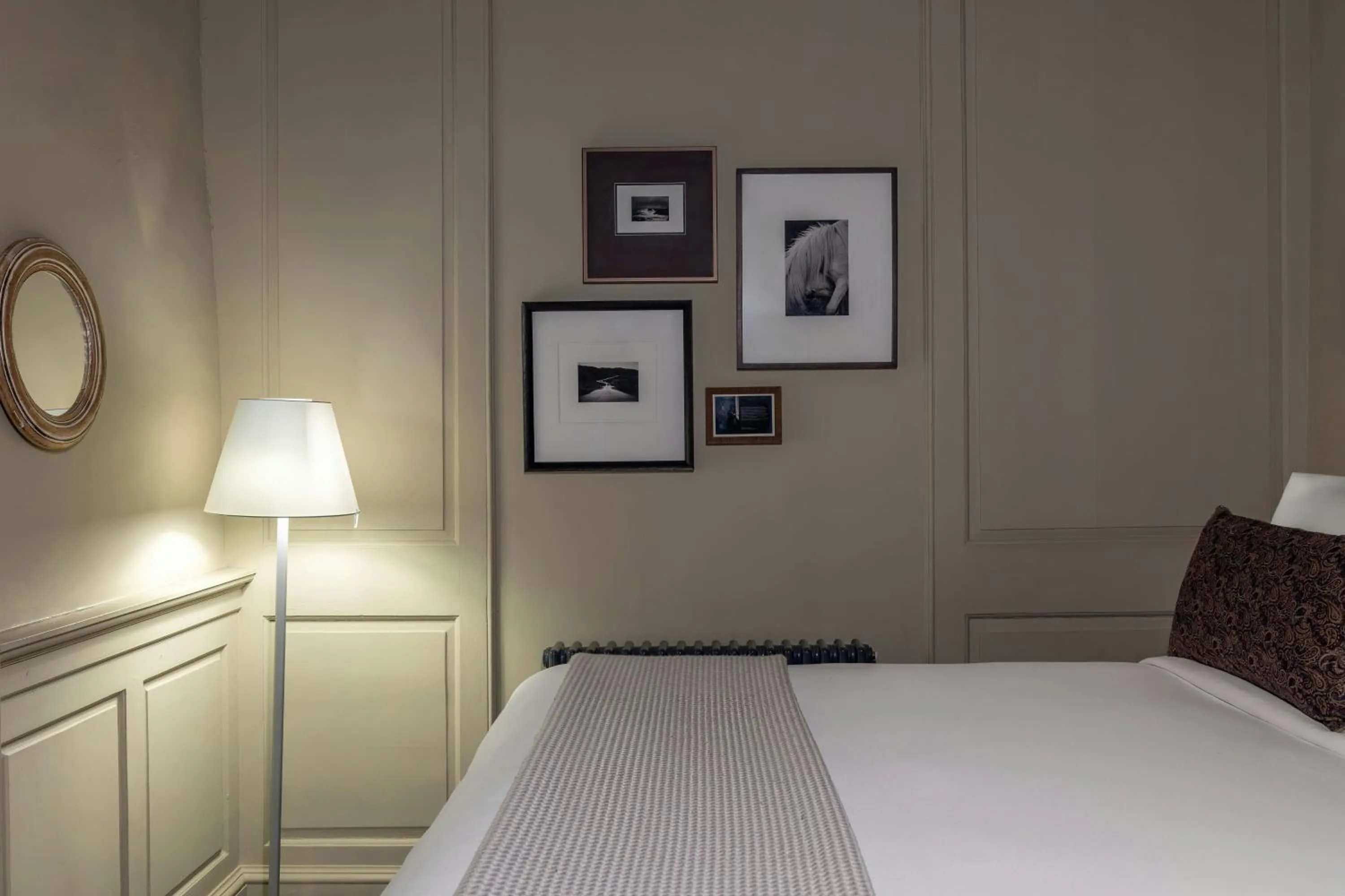 Bedroom, Bed in Old Town Chambers, Autograph Collection