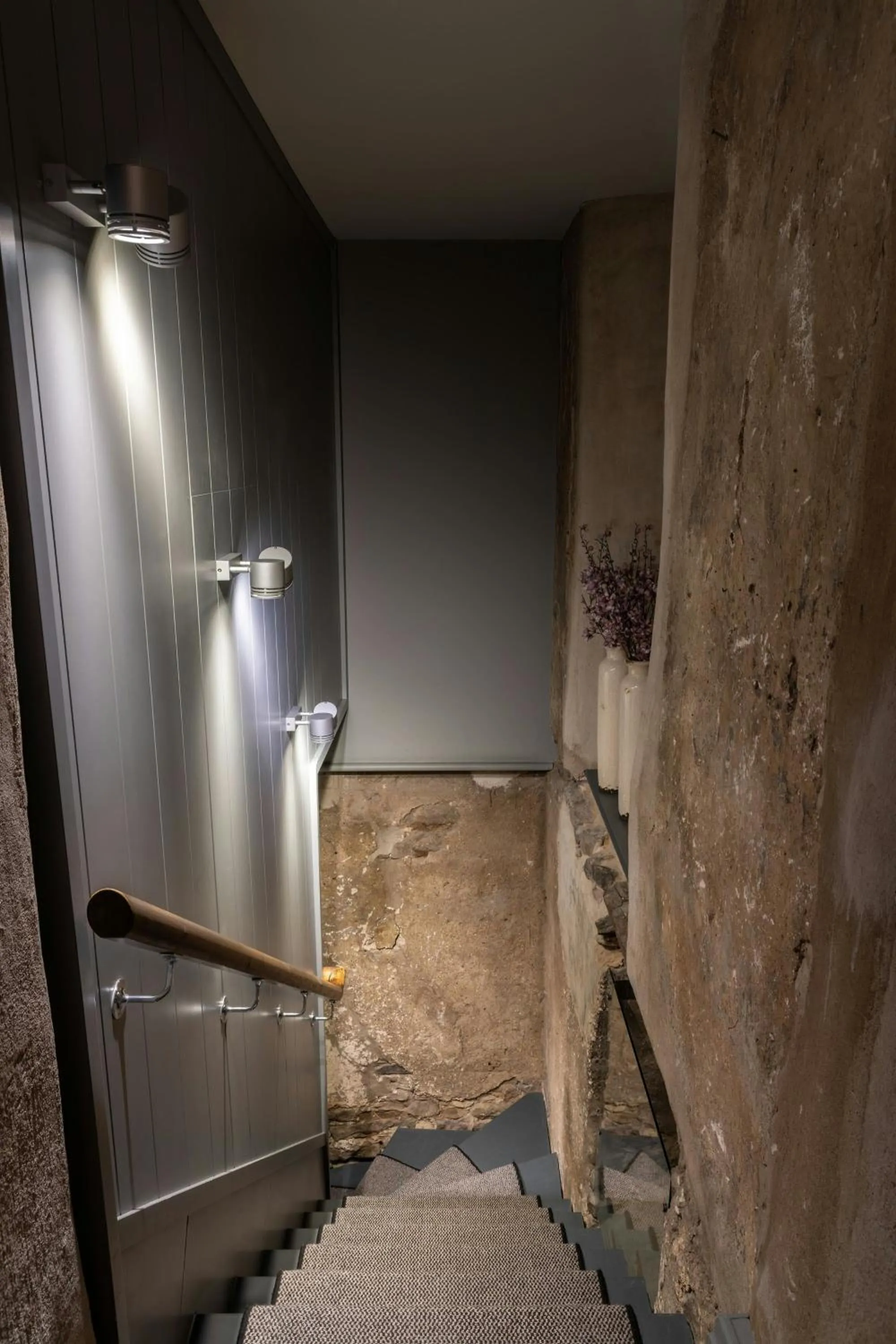 Photo of the whole room in Old Town Chambers, Autograph Collection