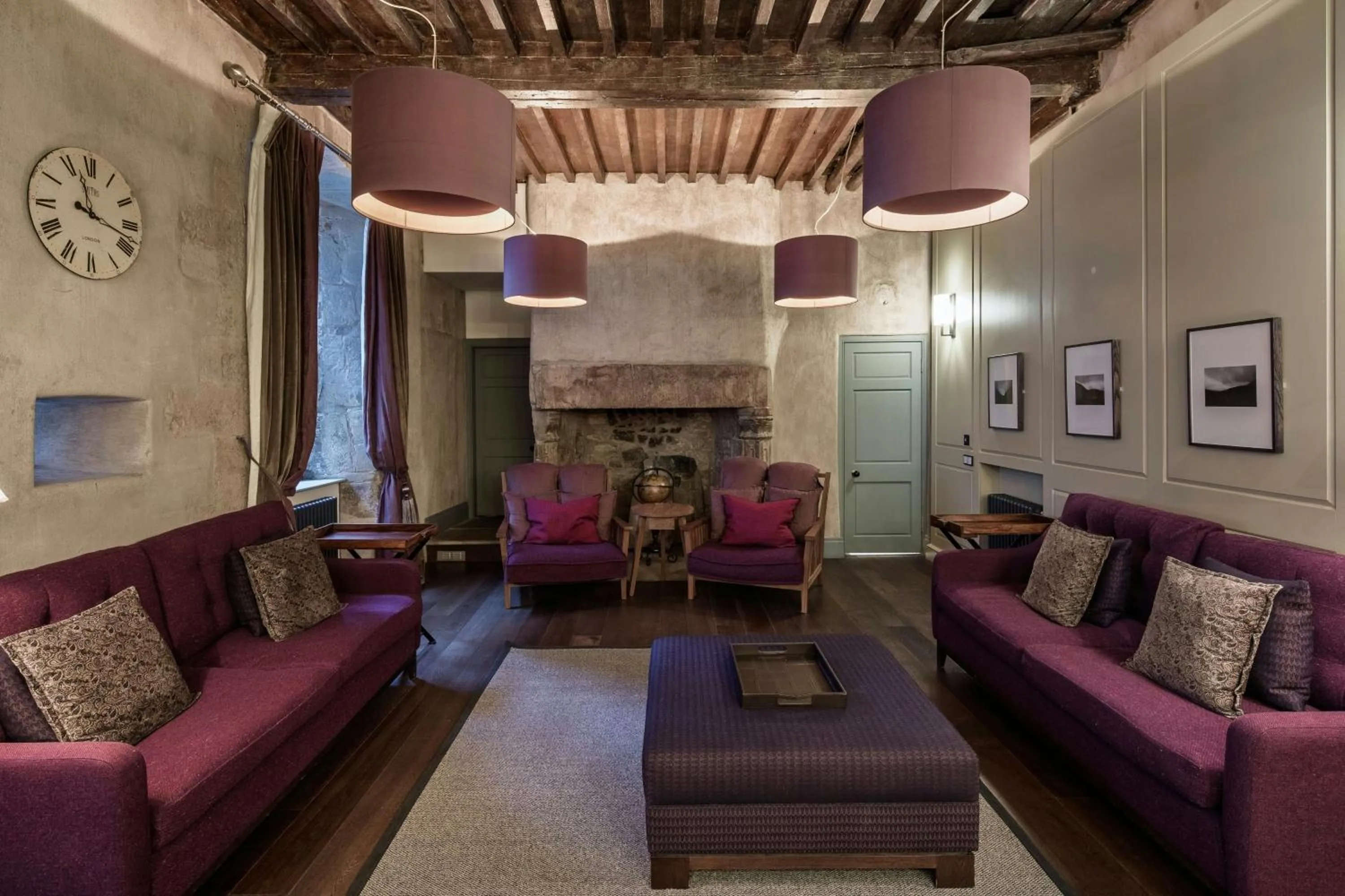 Kitchen or kitchenette in Old Town Chambers, Autograph Collection