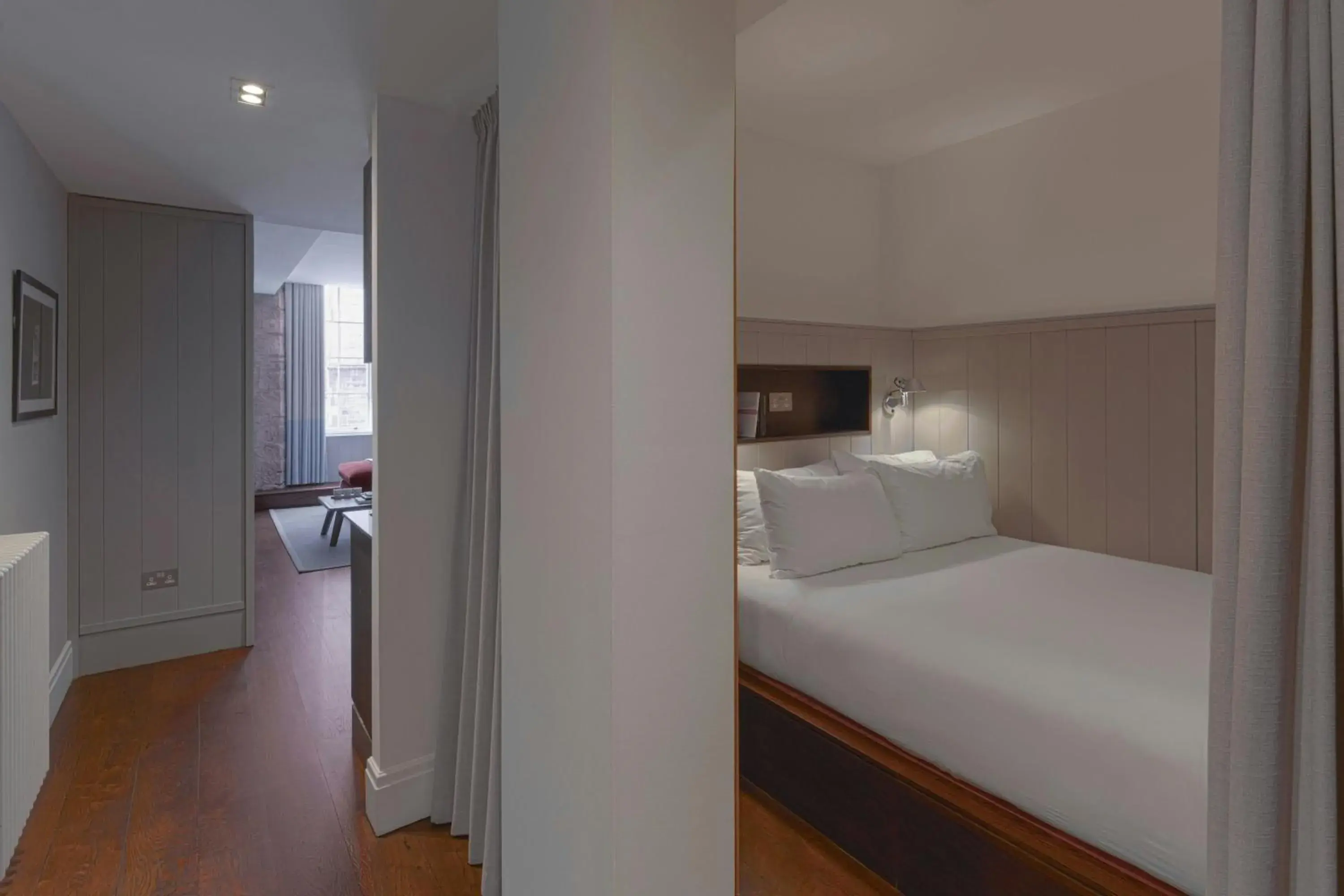 Photo of the whole room, Bed in Old Town Chambers, Autograph Collection Photo of the whole room, Bed in Old Town Chambers, Autograph Collection