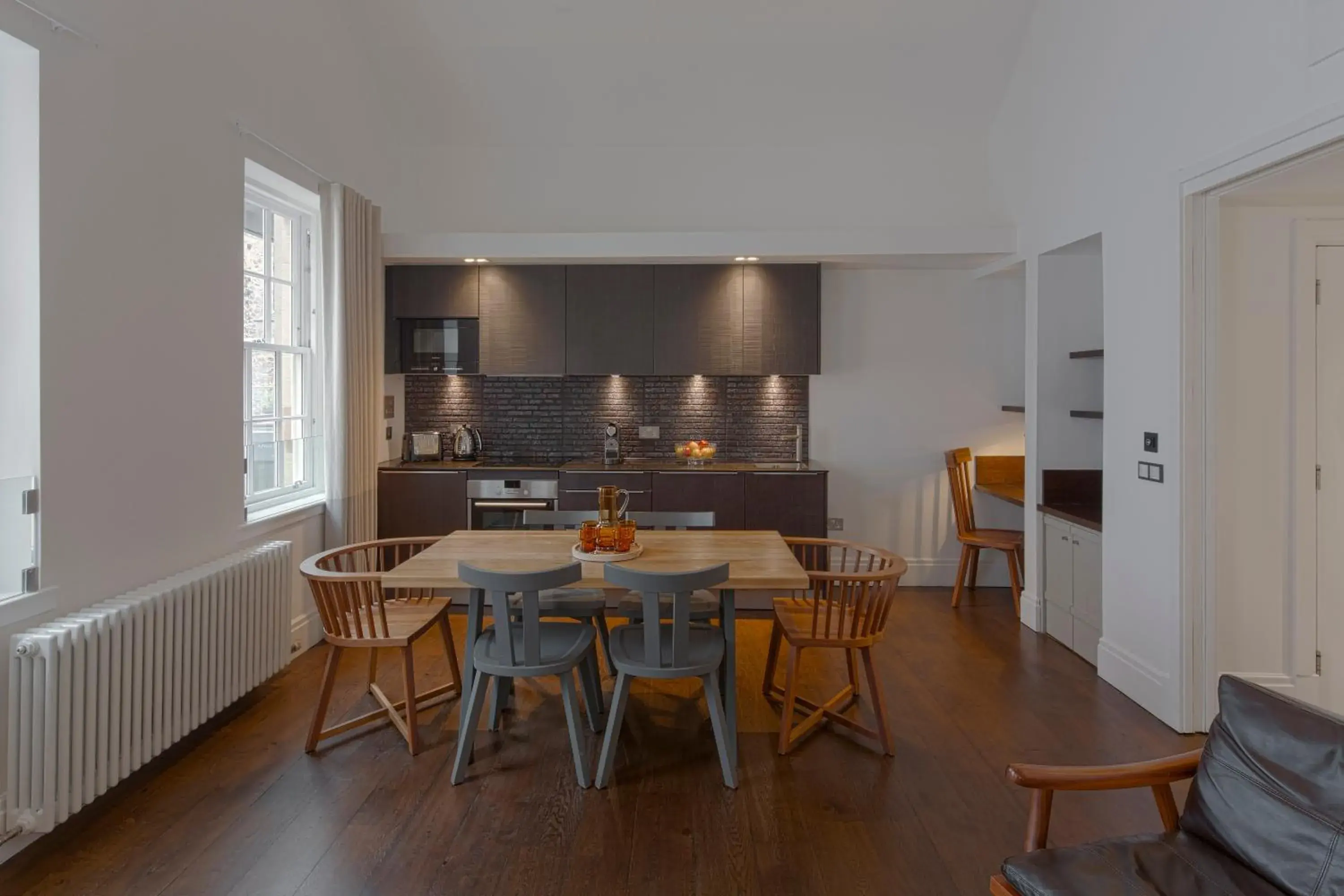 Luxury Three Bedroom Apartment in Old Town Chambers, Autograph Collection Luxury Three Bedroom Apartment in Old Town Chambers, Autograph Collection