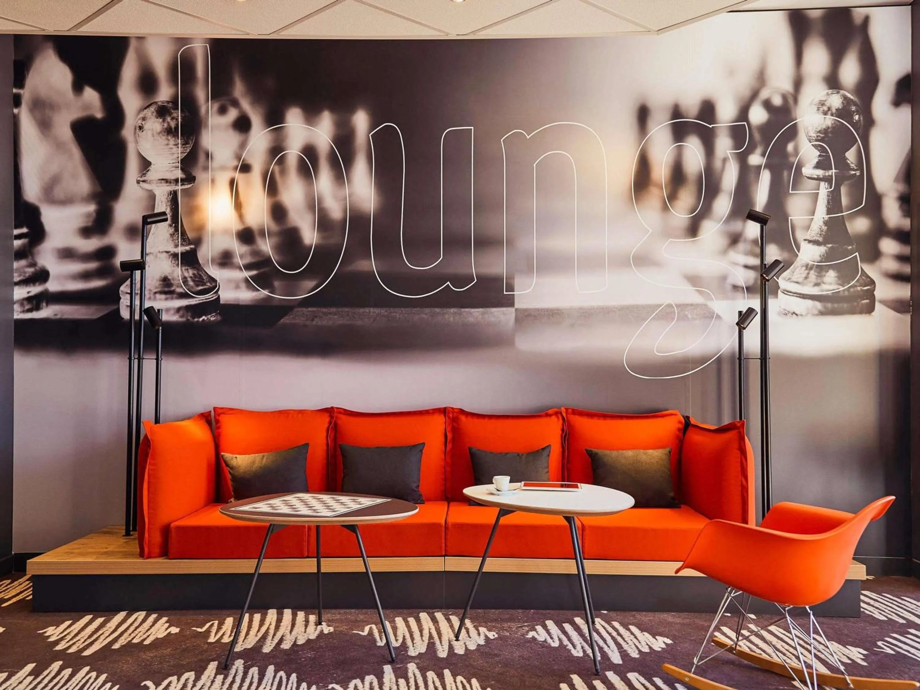 Lounge or bar in ibis La Ciotat