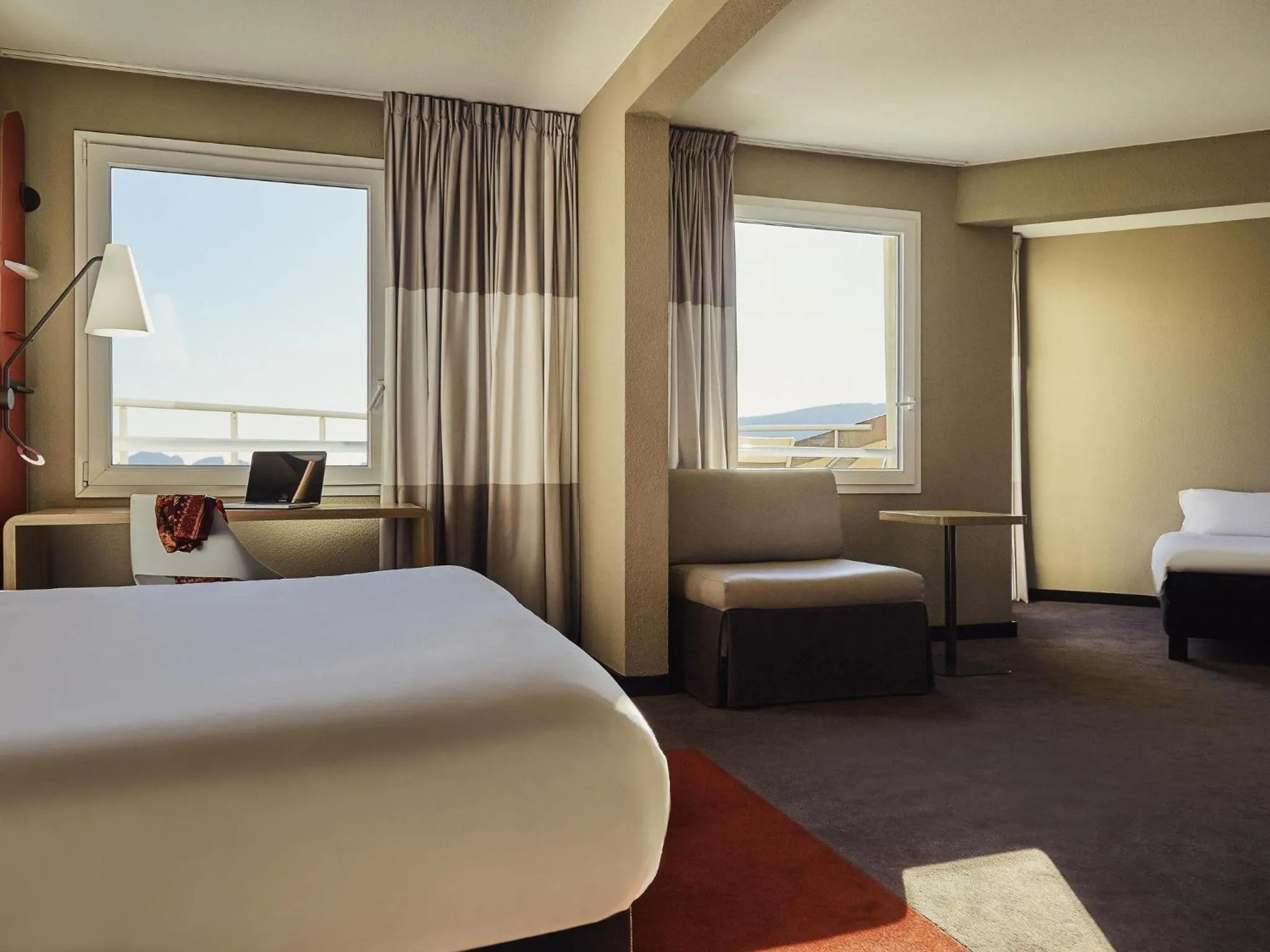 Bedroom, Bed in ibis La Ciotat