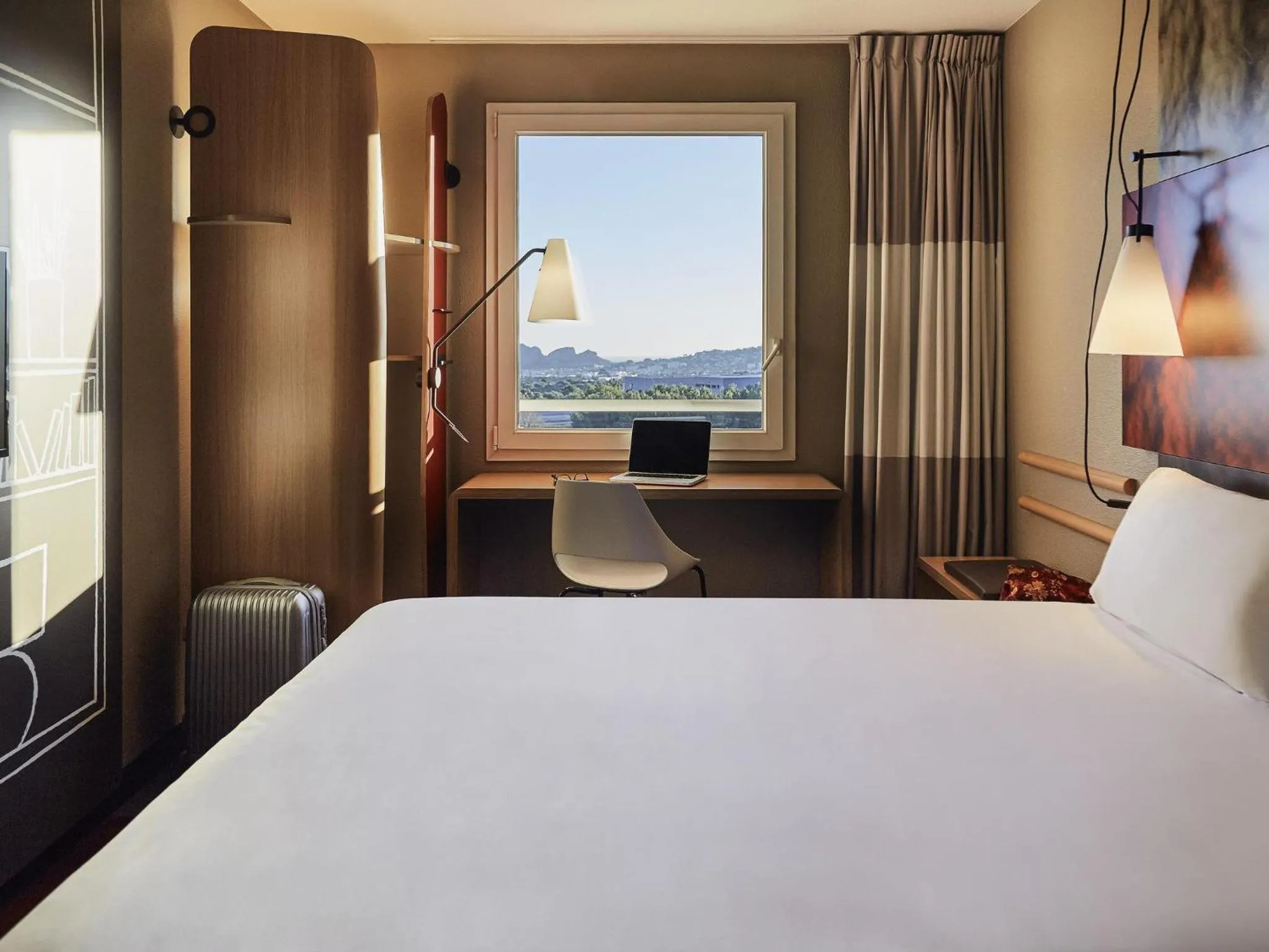 Bedroom, Bed in ibis La Ciotat