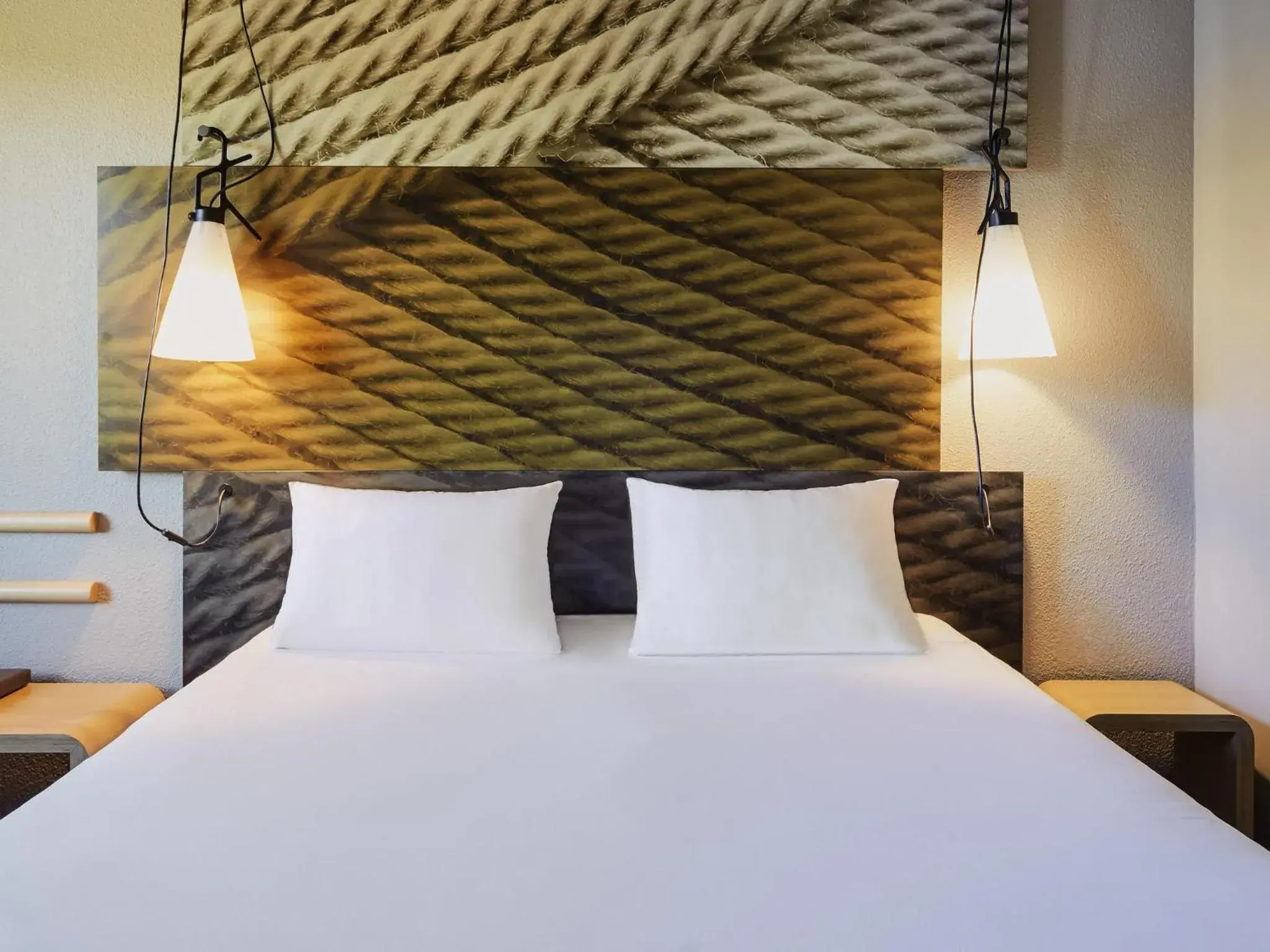 Bedroom, Bed in ibis La Ciotat Bedroom, Bed in ibis La Ciotat