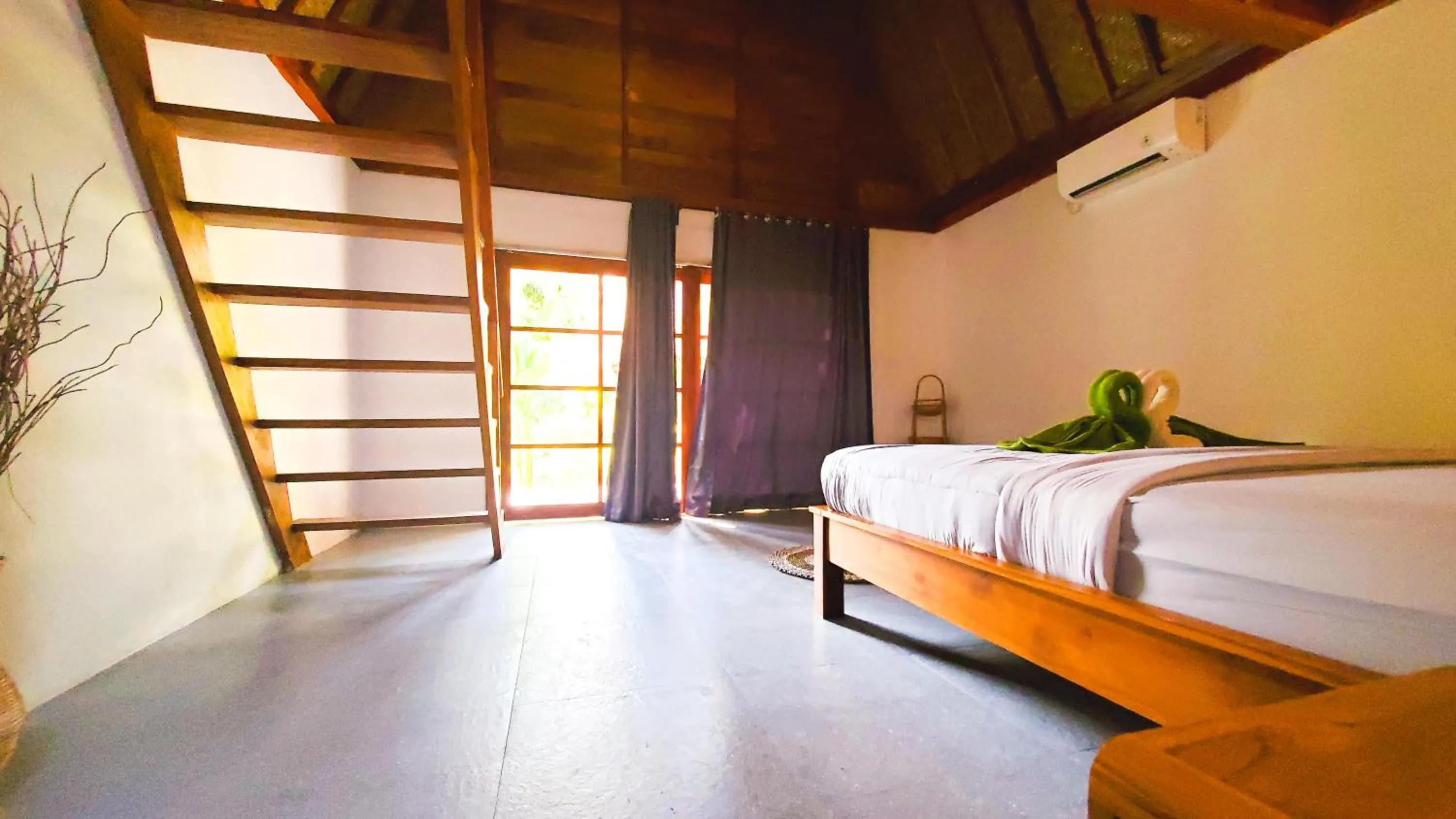 Bed in Majango Bungalows