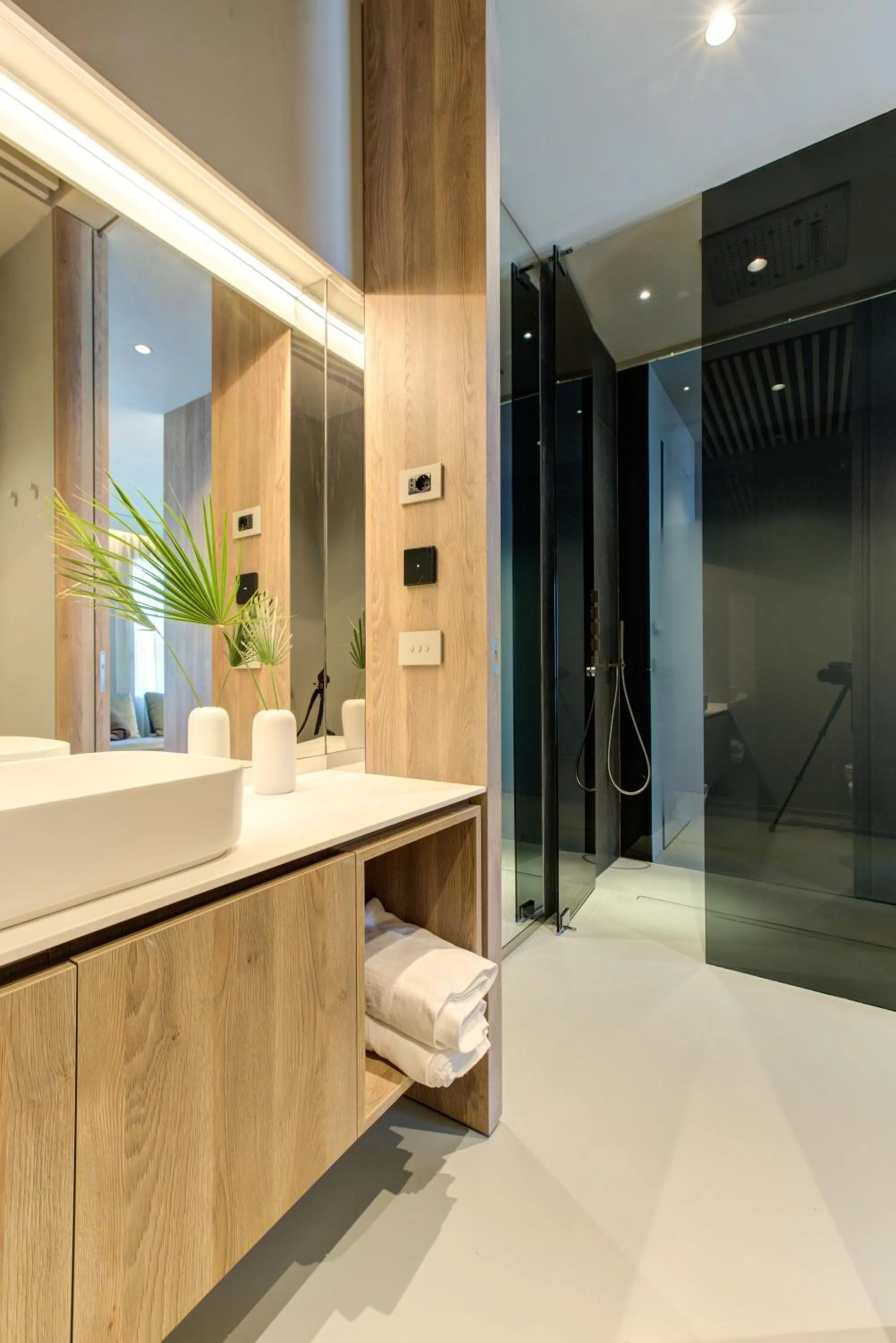 Shower in Villa Italia