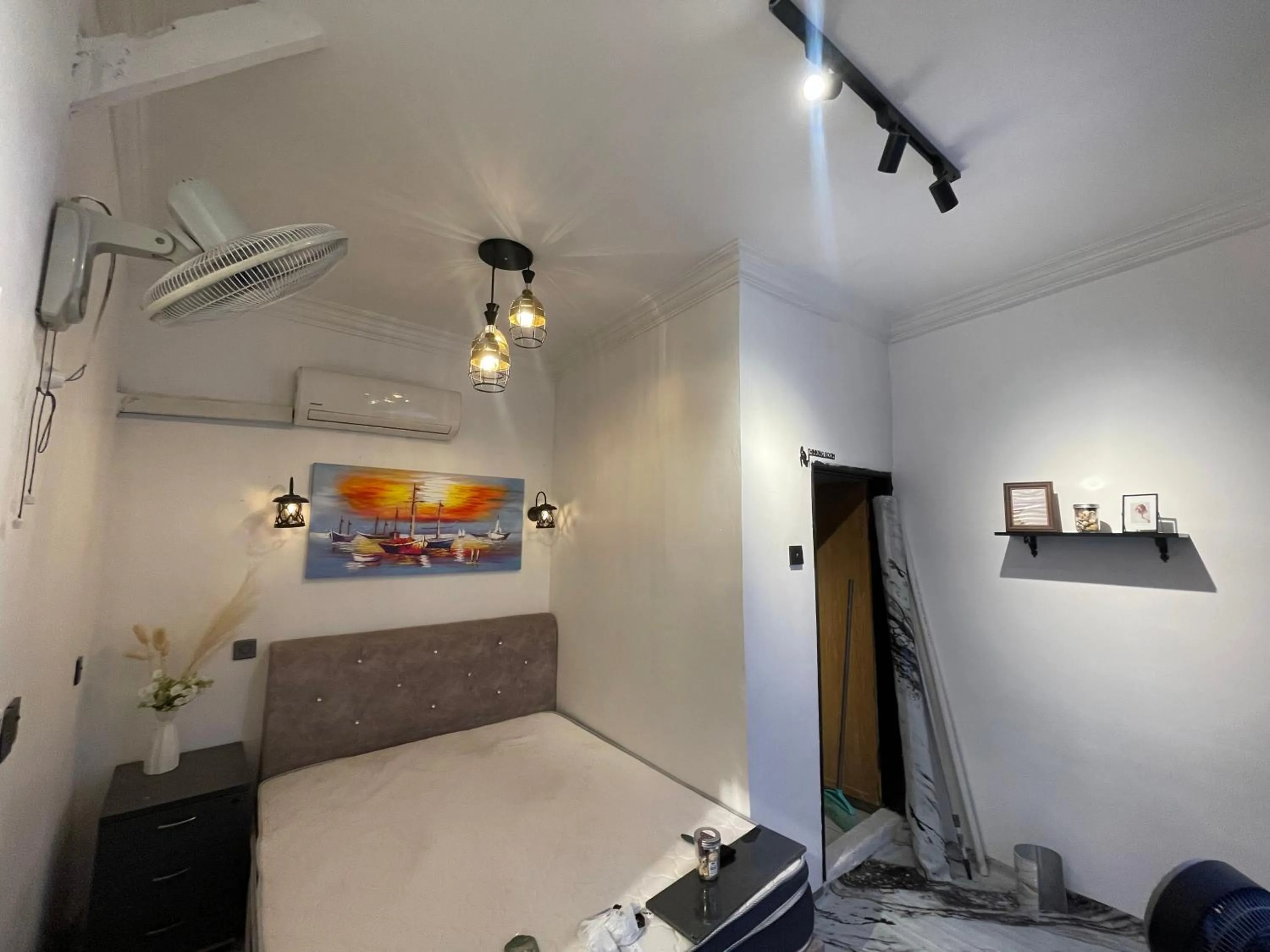 Z&Z Budget Room