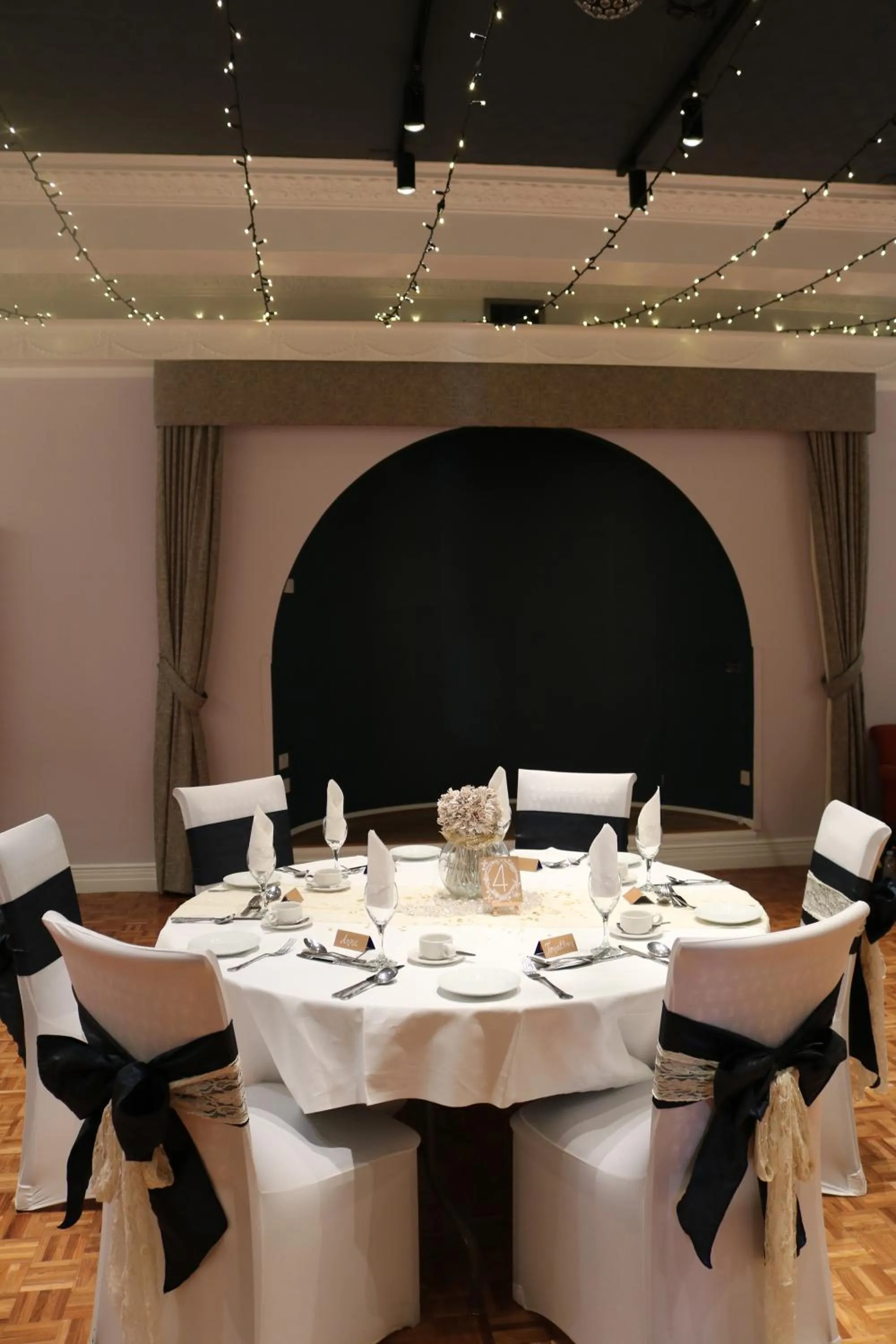 Banquet/Function facilities in Manor Hotel