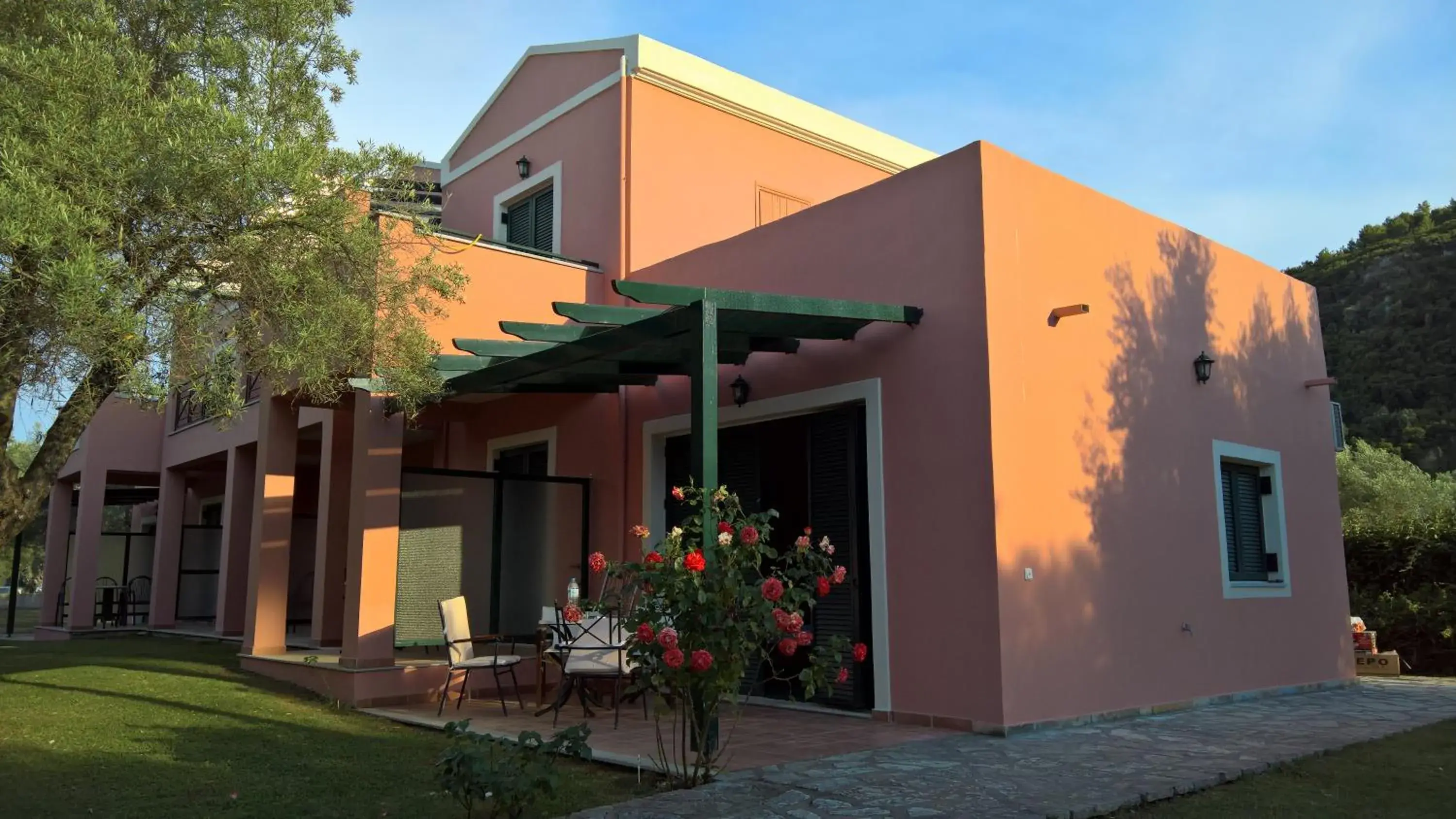 Ionian Breeze Studios Ionian Breeze Studios