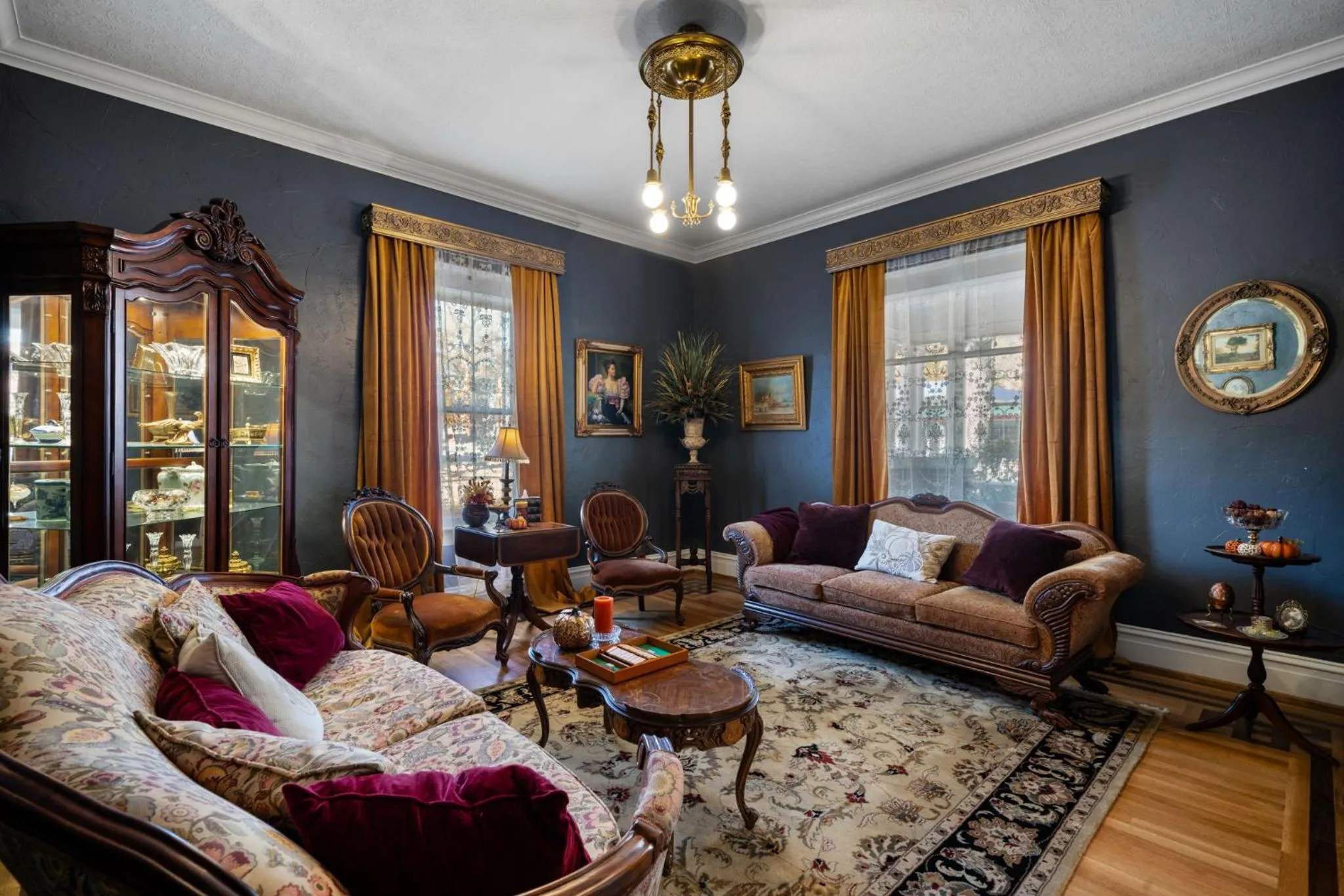 Living room in The Inn on Front Street