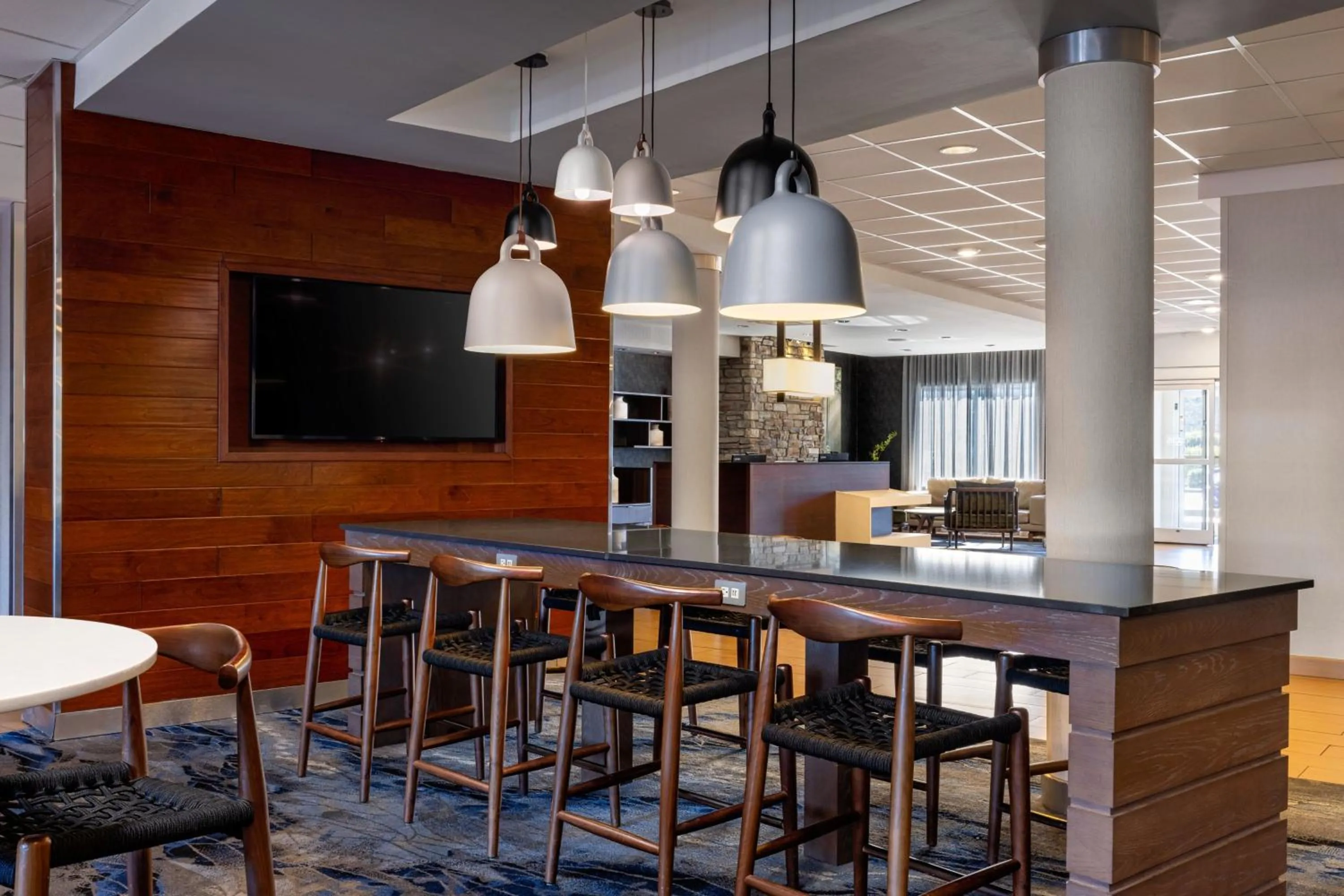 Restaurant/places to eat in Fairfield Inn & Suites by Marriott Smithfield