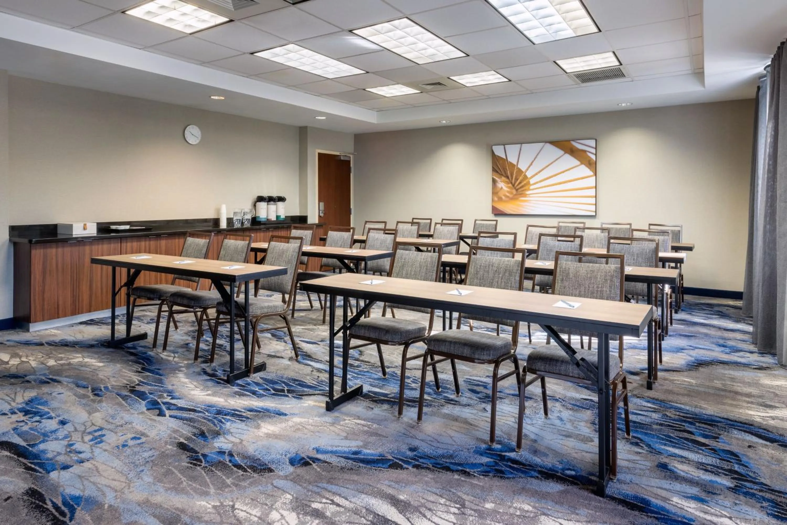 Meeting/conference room in Fairfield Inn & Suites by Marriott Smithfield