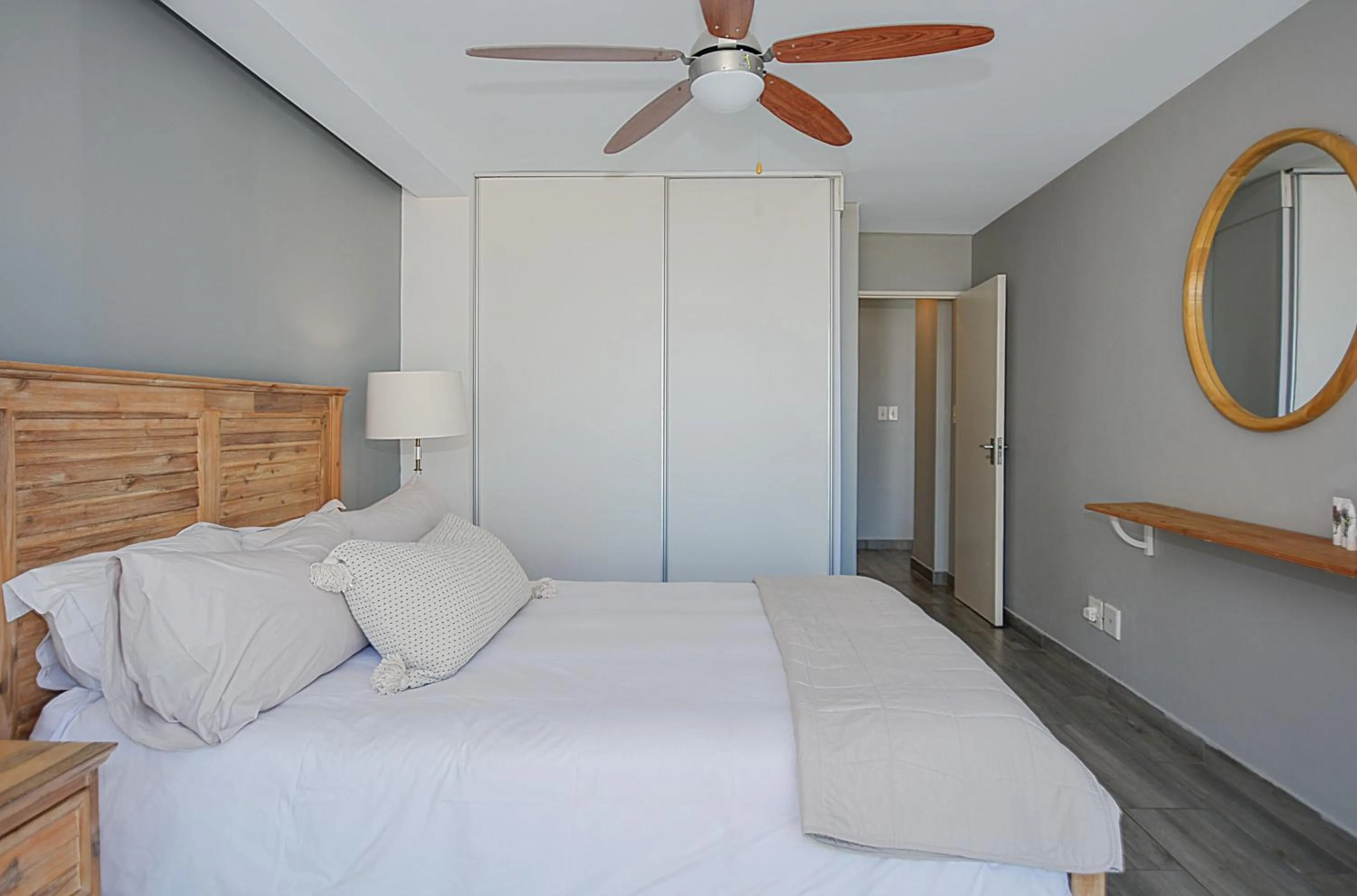 Ocean view Luxury Beachfront Self Catering Apartment