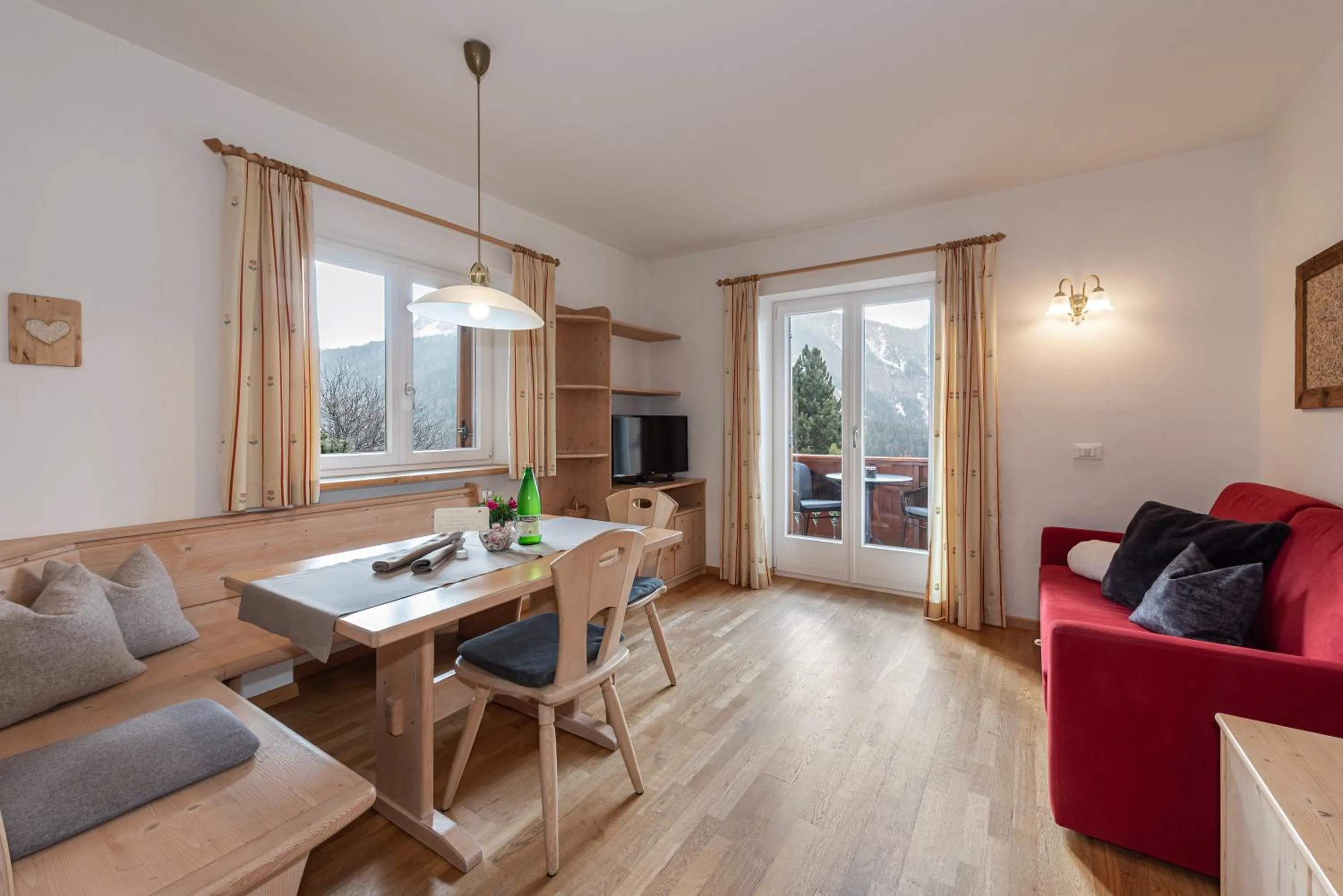 Living room in Schopplhof - panoramic apartments dolomites