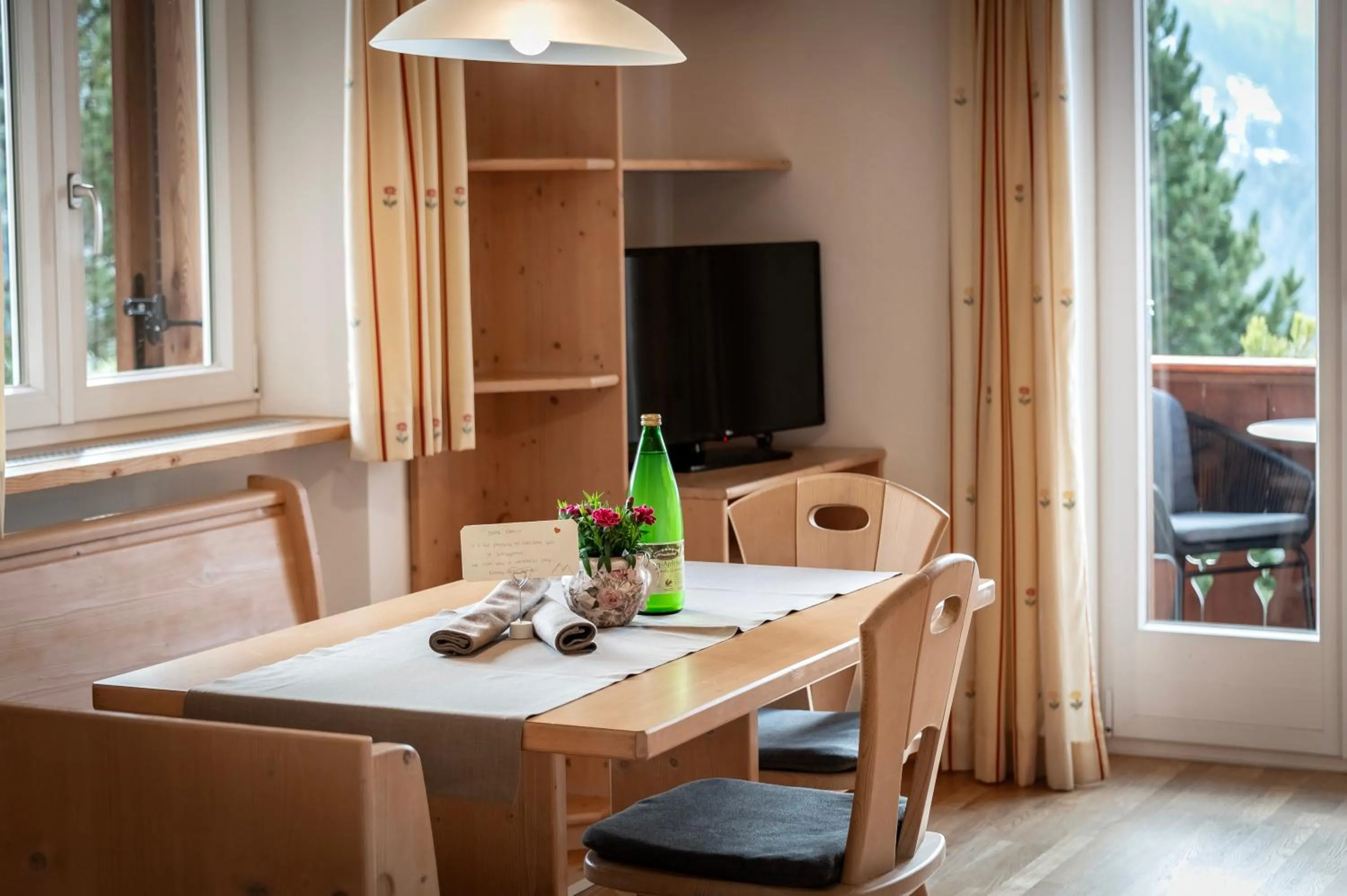 Living room in Schopplhof - panoramic apartments dolomites