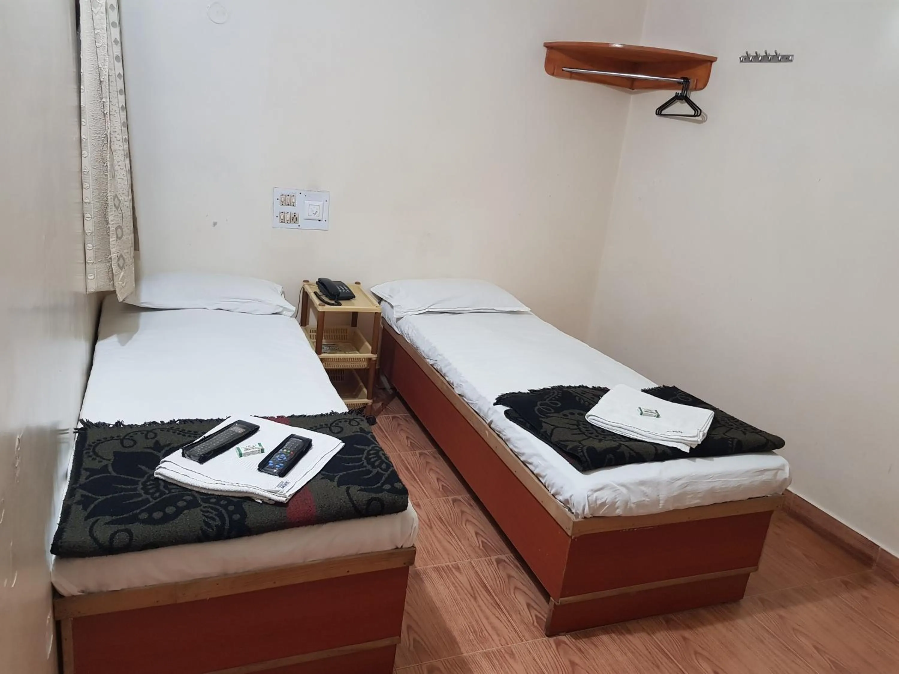 Bed in Sri Kumara Lodge