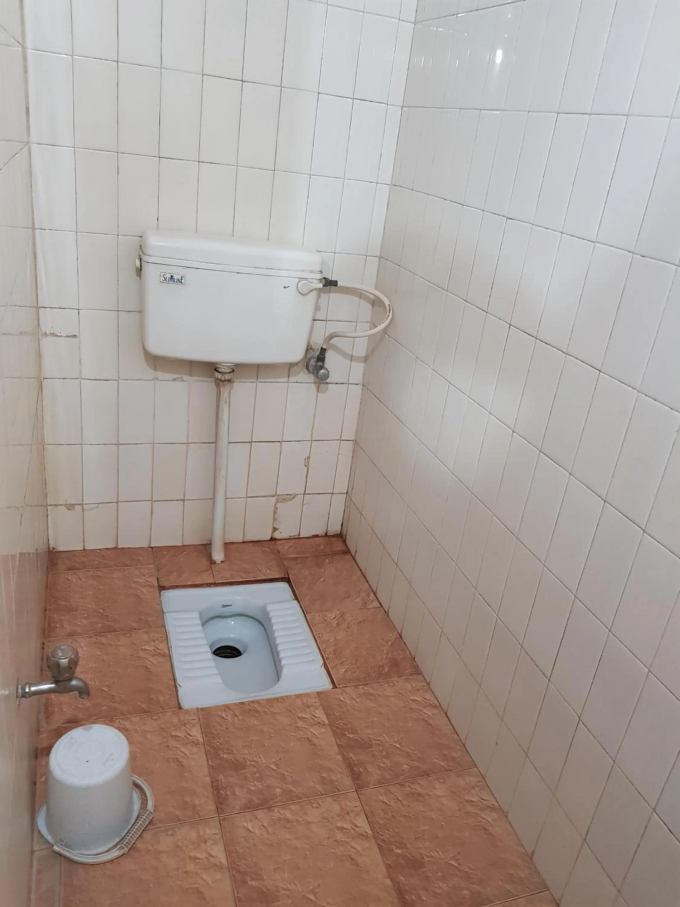 Bathroom in Sri Kumara Lodge