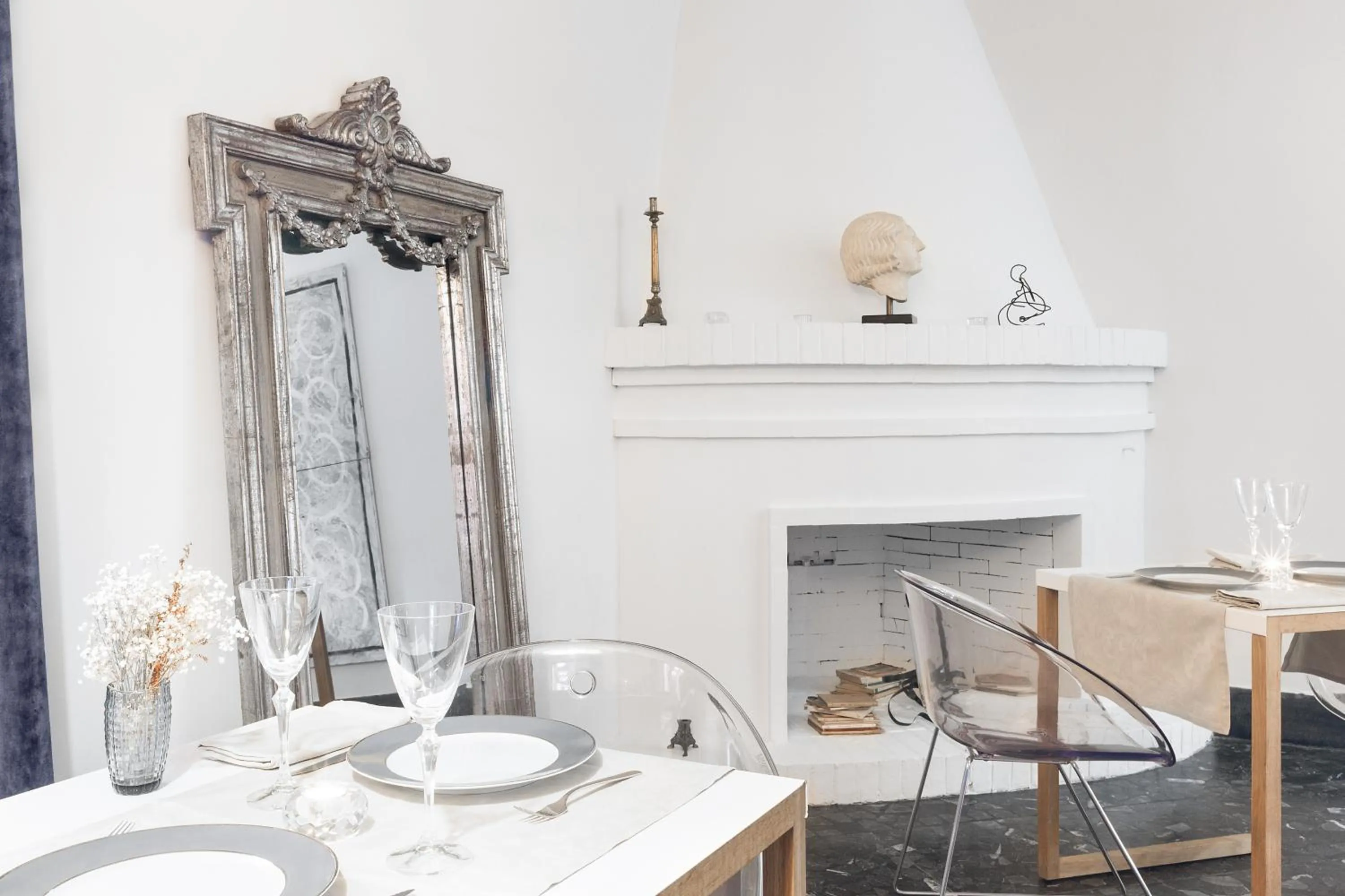 Dining area in Box Art Hotel - La Torre