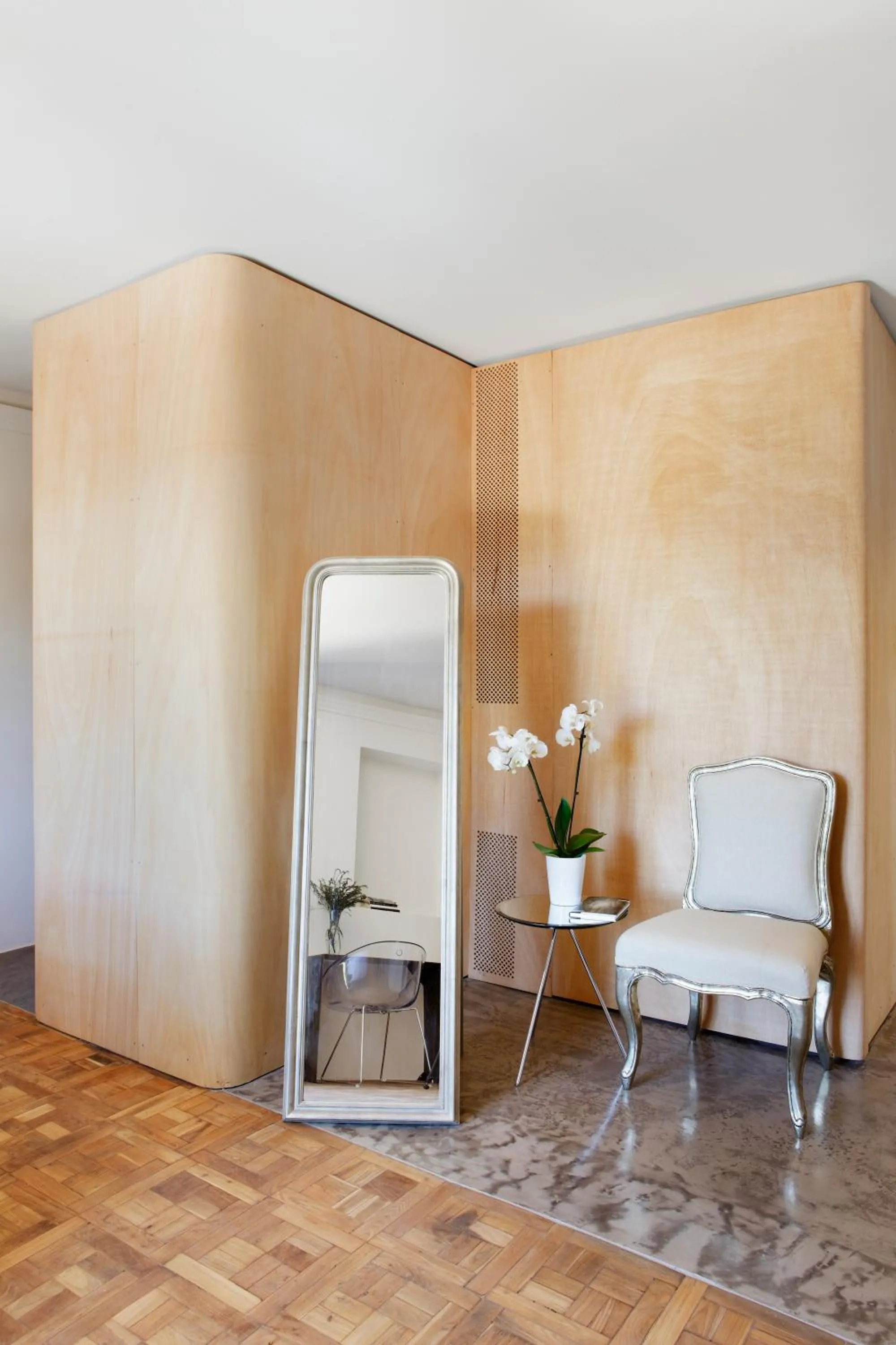 Decorative detail in Box Art Hotel - La Torre