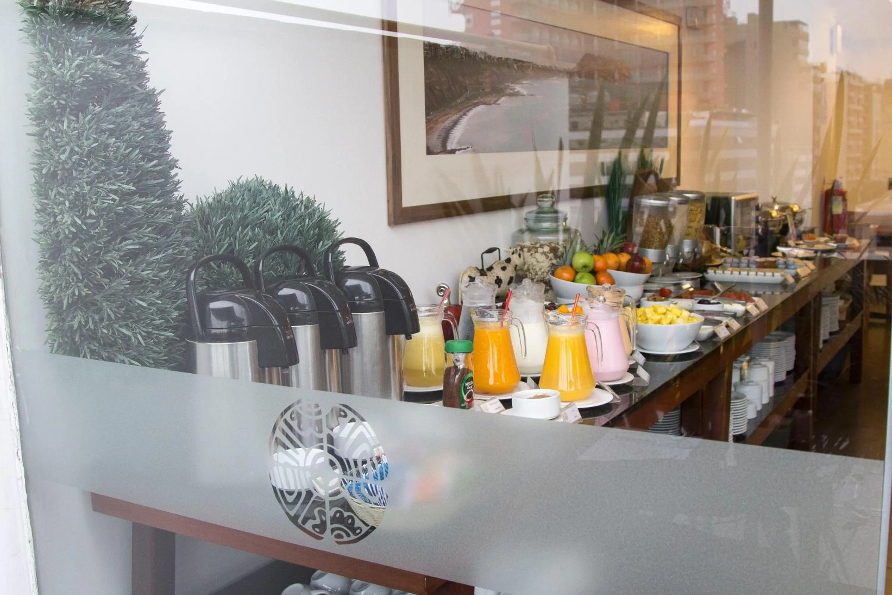 Buffet breakfast in Tierra Viva Miraflores Larco