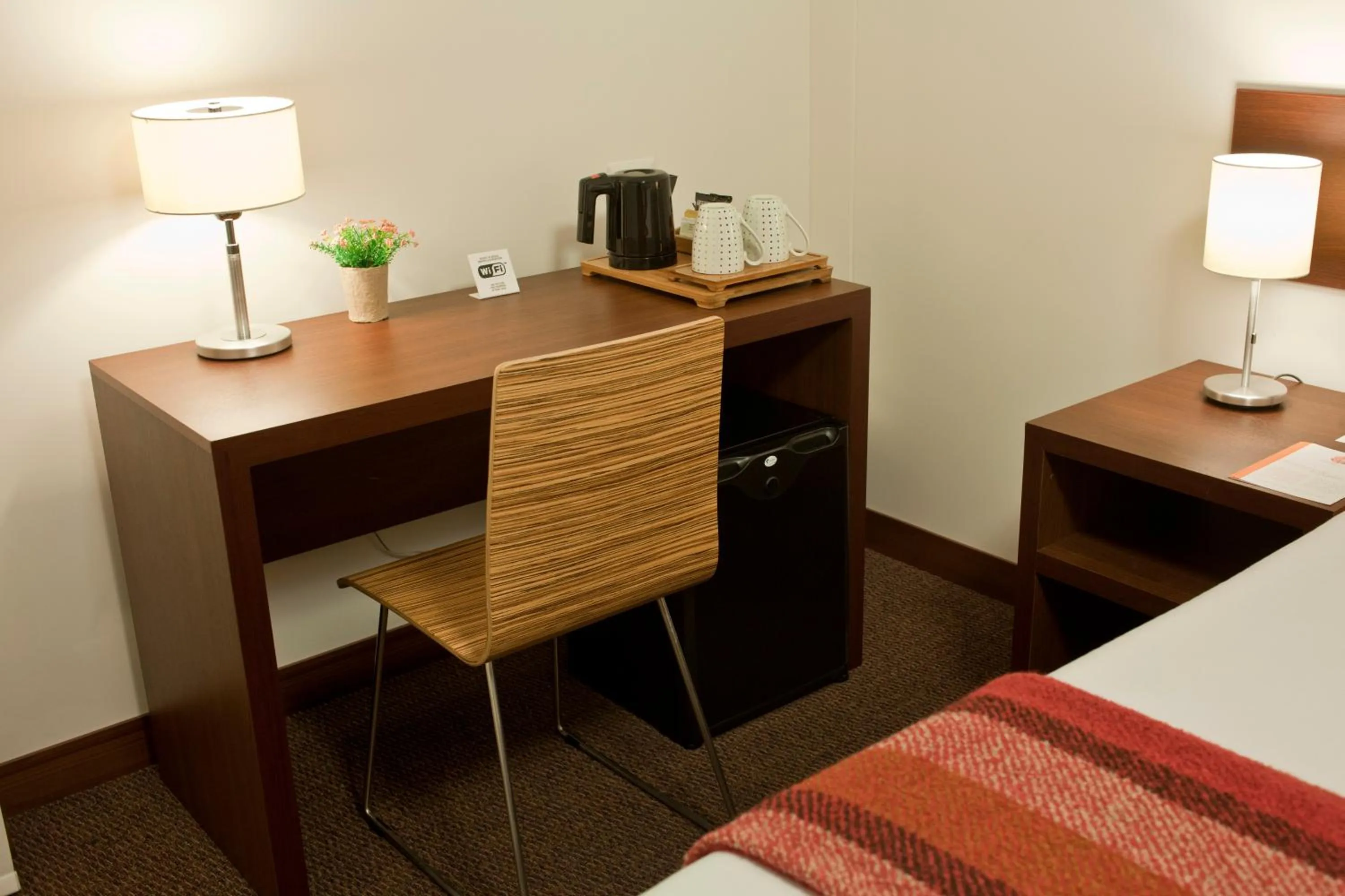 Seating area, Bed in Tierra Viva Miraflores Larco